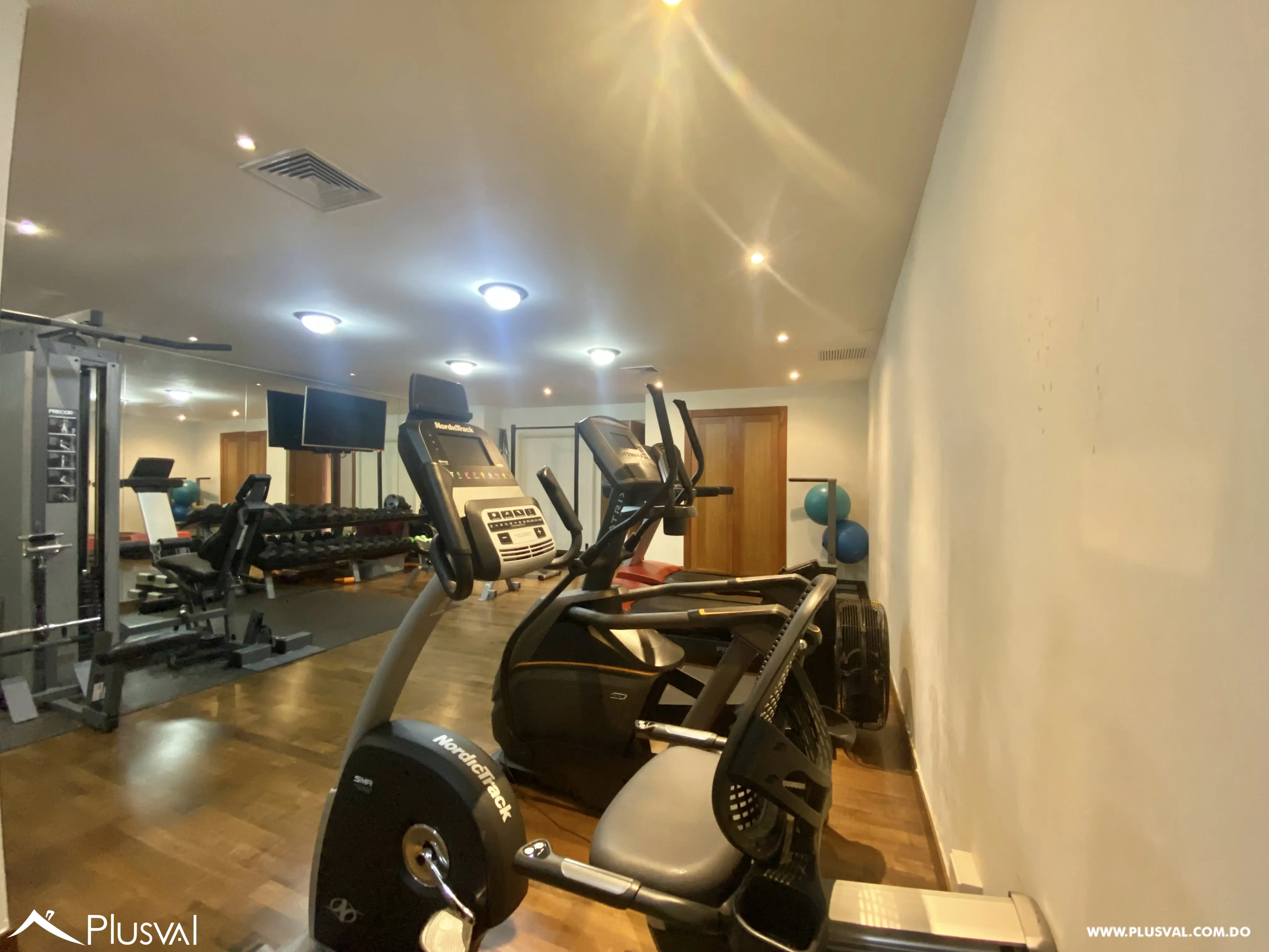 Alquilo Apartamento en Excelente Torre de Lujo en Piantini 476601