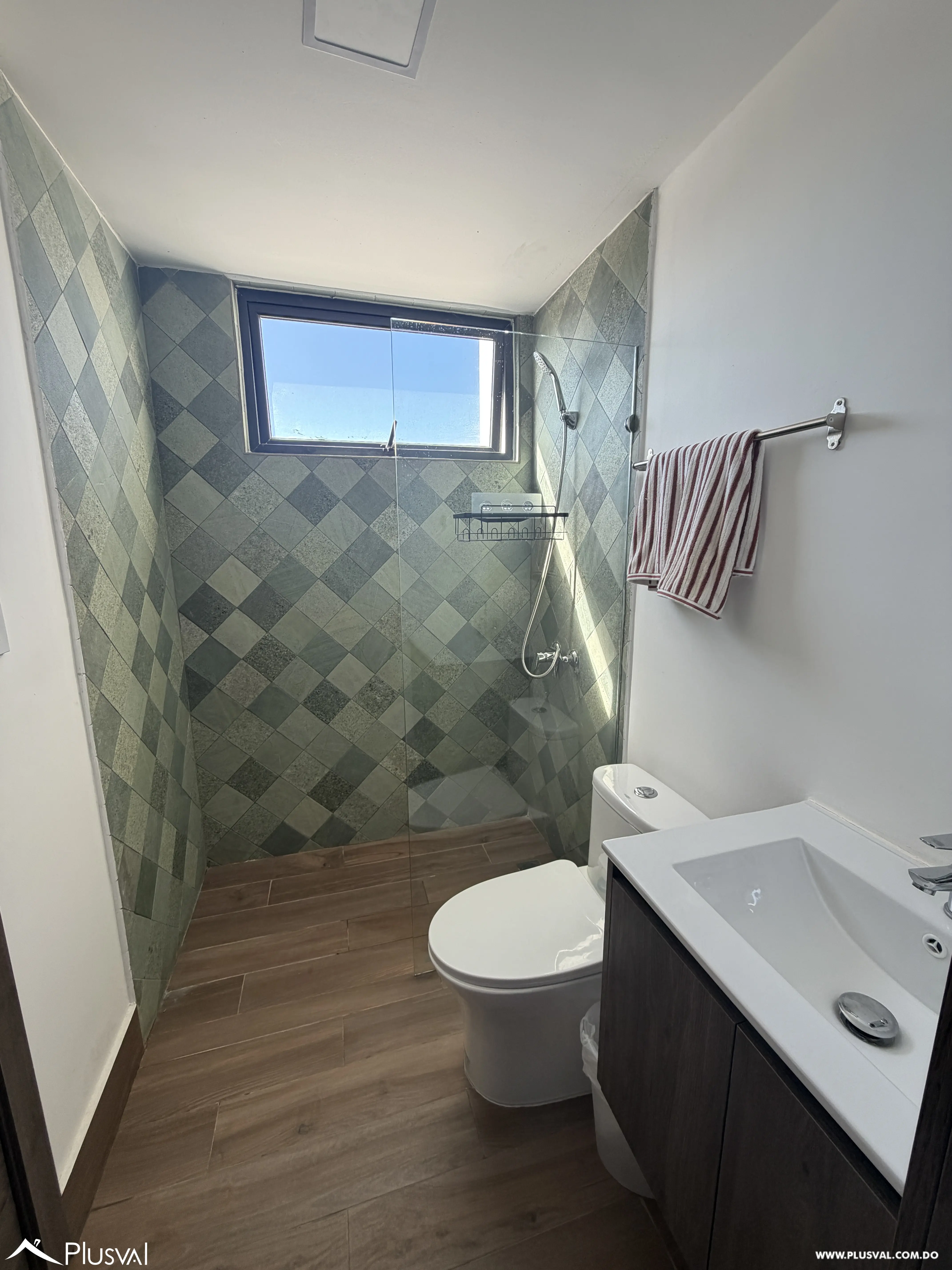 Naco | Piso Alto con Vistas | 2 Hab + 2.5 Baños 480807