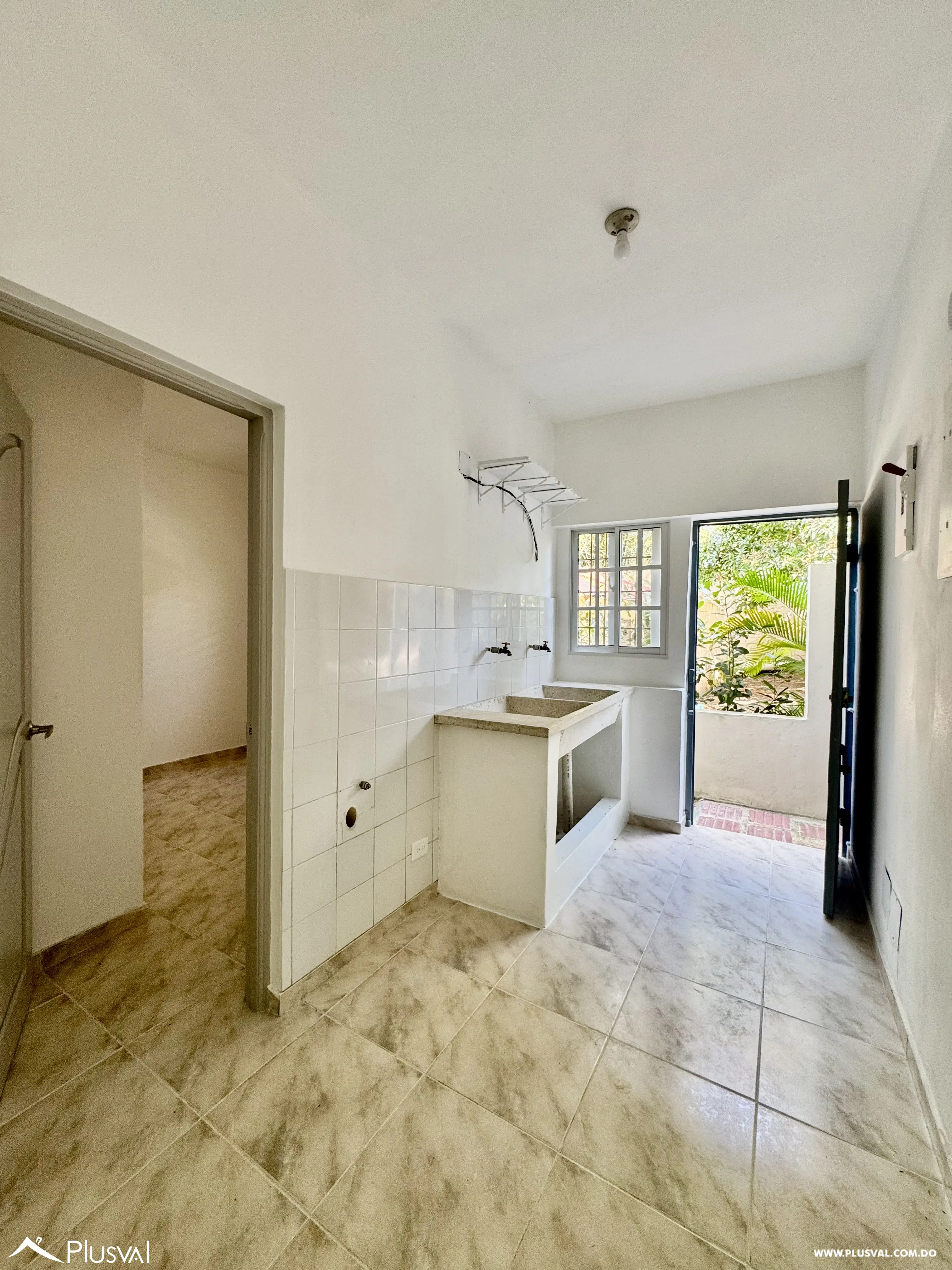 Alquilo Maravillosa Casa en Residencial Cerrado en Cuesta Hermosa II 486401