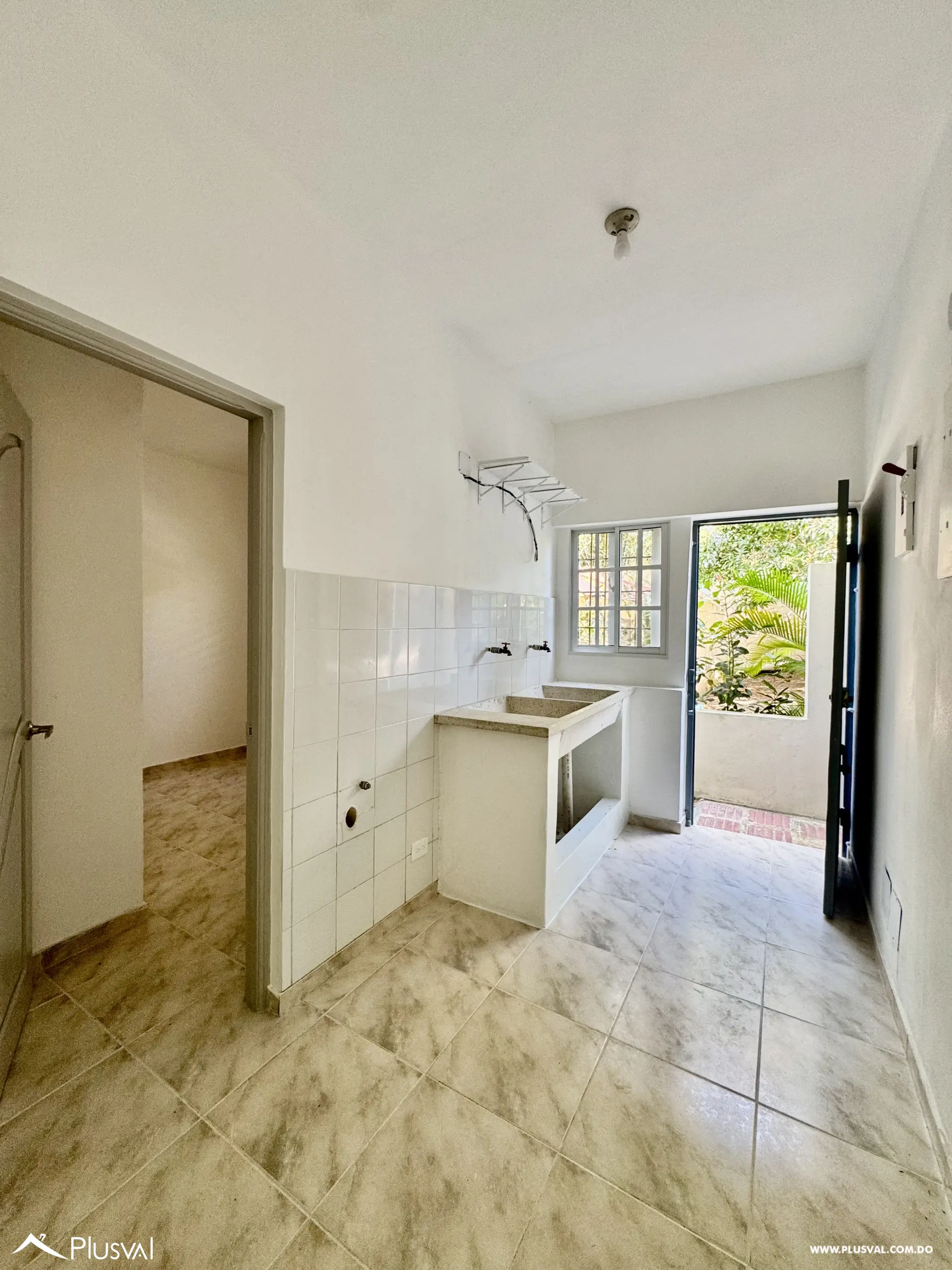 Alquilo Maravillosa Casa en Residencial Cerrado en Cuesta Hermosa II 486401