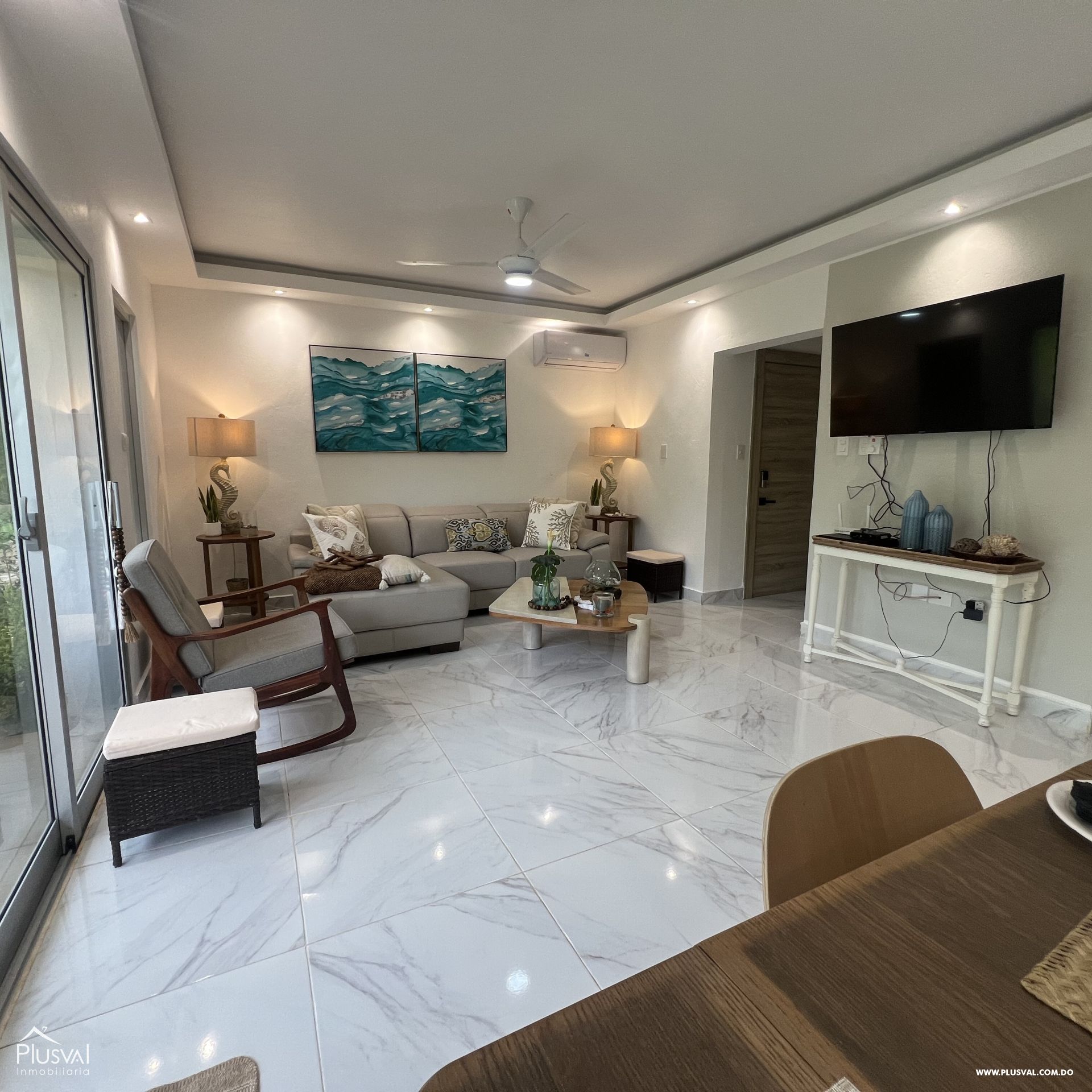 Apartamento en venta amueblado, ubicado en  Playa Nueva Romana 398500