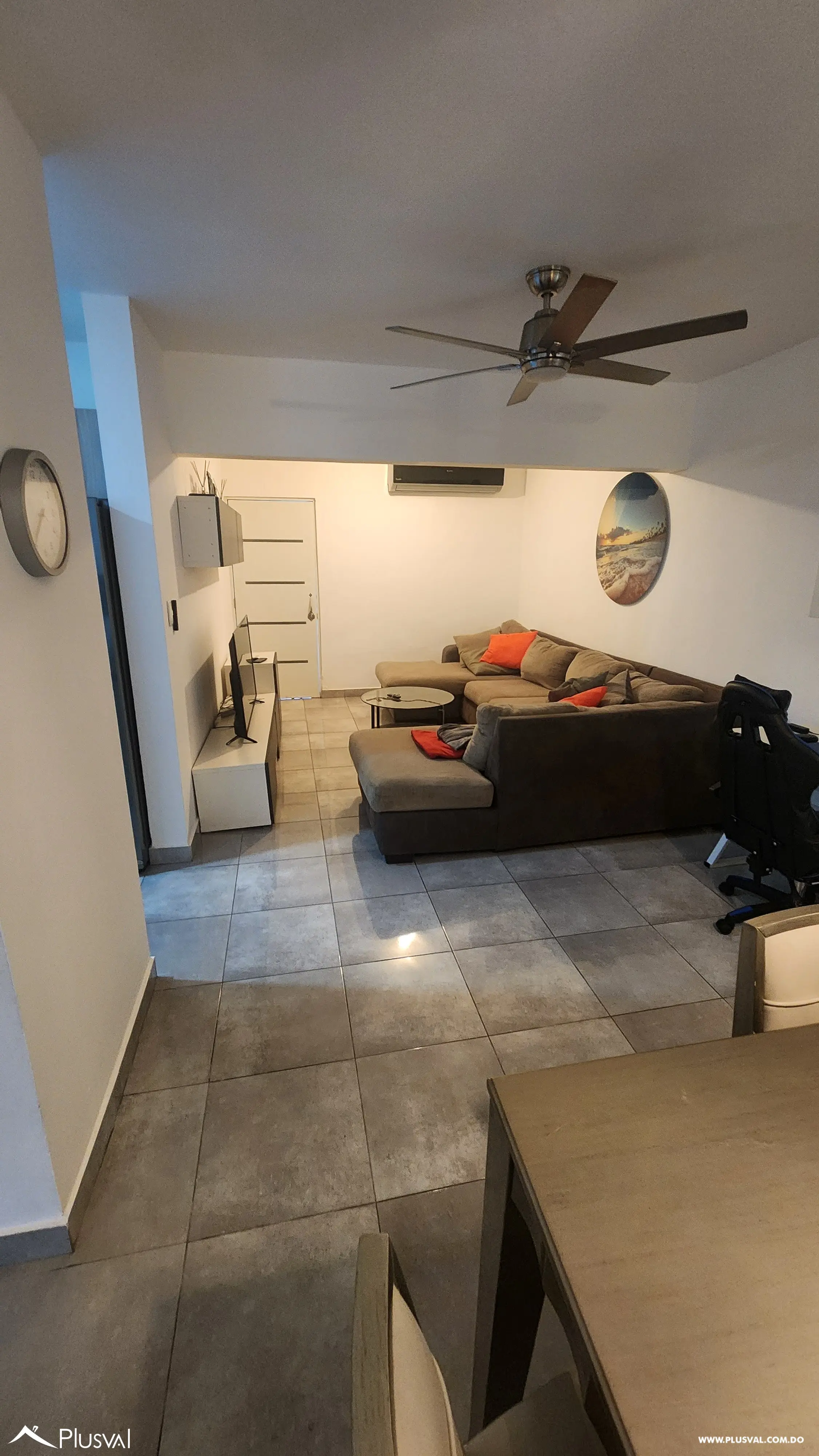 Se vende casa ideal para comercio y/o vivir. 473560