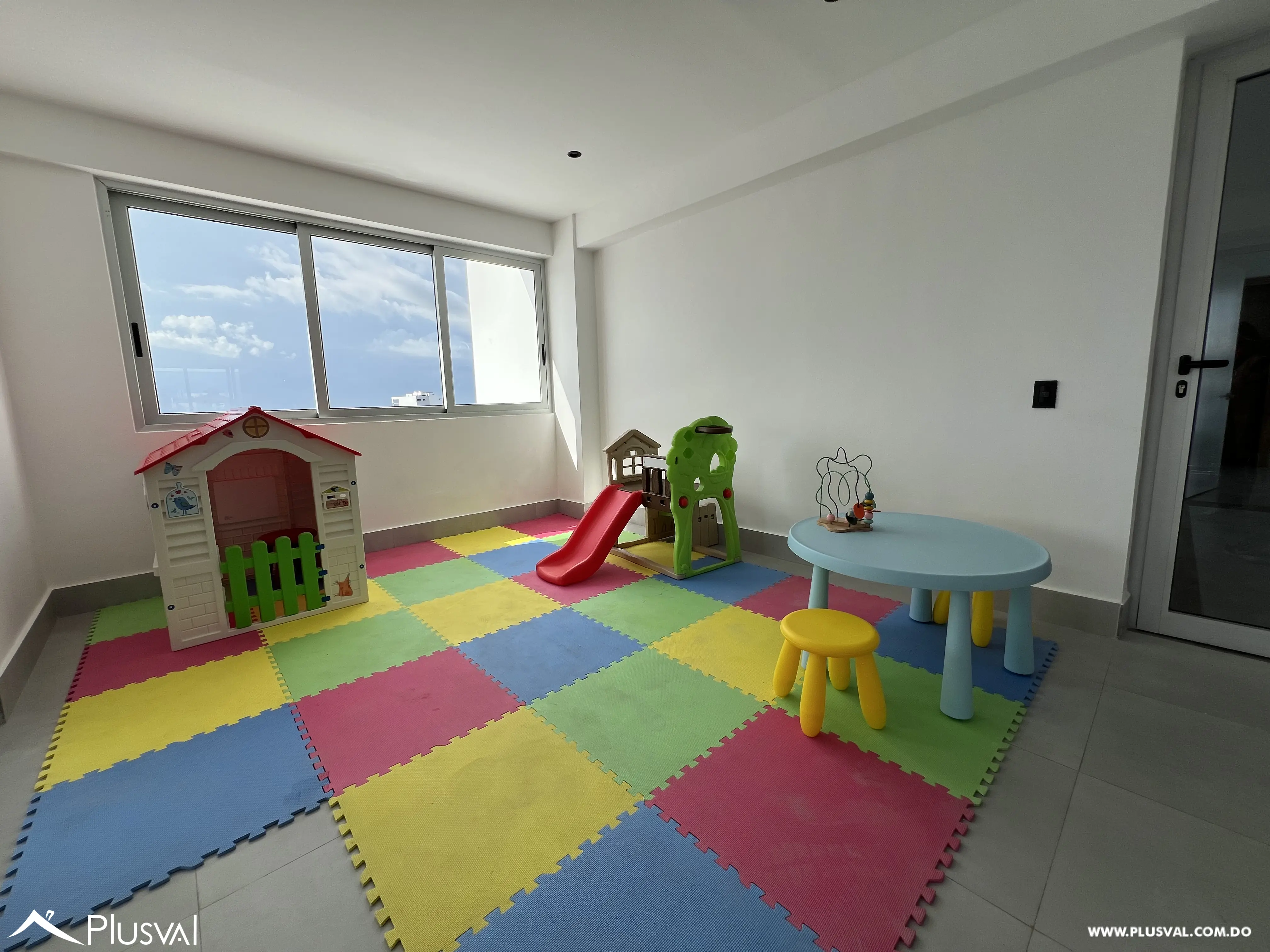 Apartamento de 2 habitaciones con Terraza En Urbanizacion Real 455909