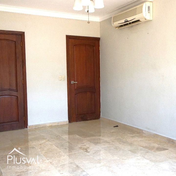 Alquiler de amplio apartamento en Serralles con terraza. 448736