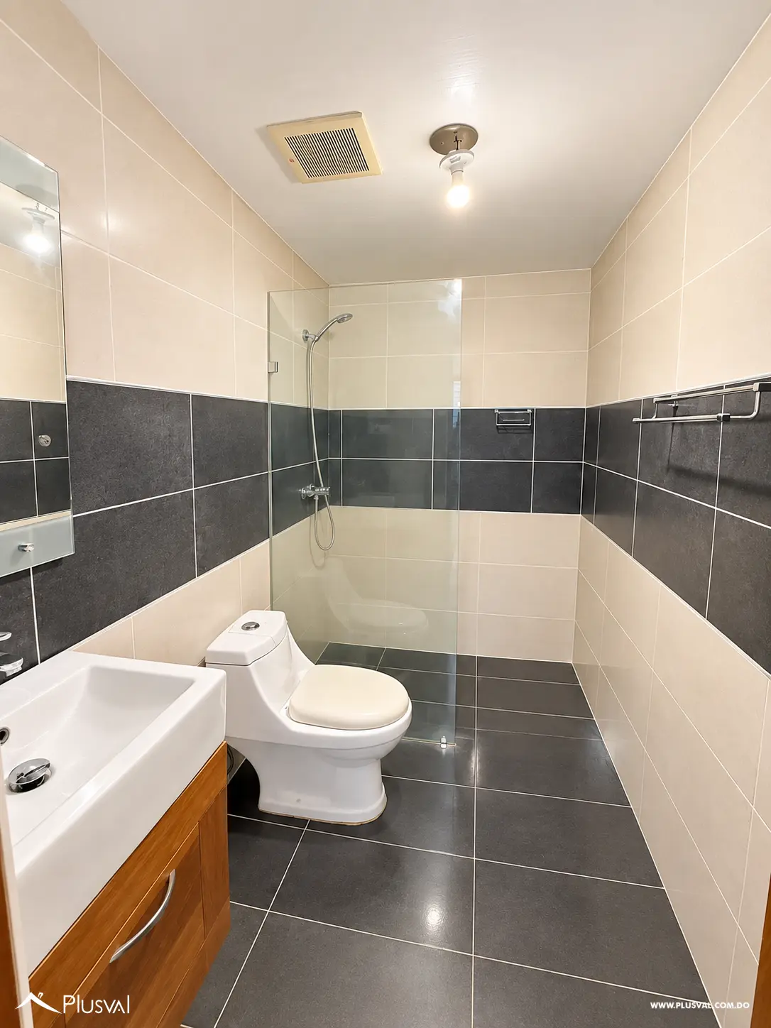 Apartamento en venta en Bella Vista – 3 habitaciones y 2 parqueos 530811