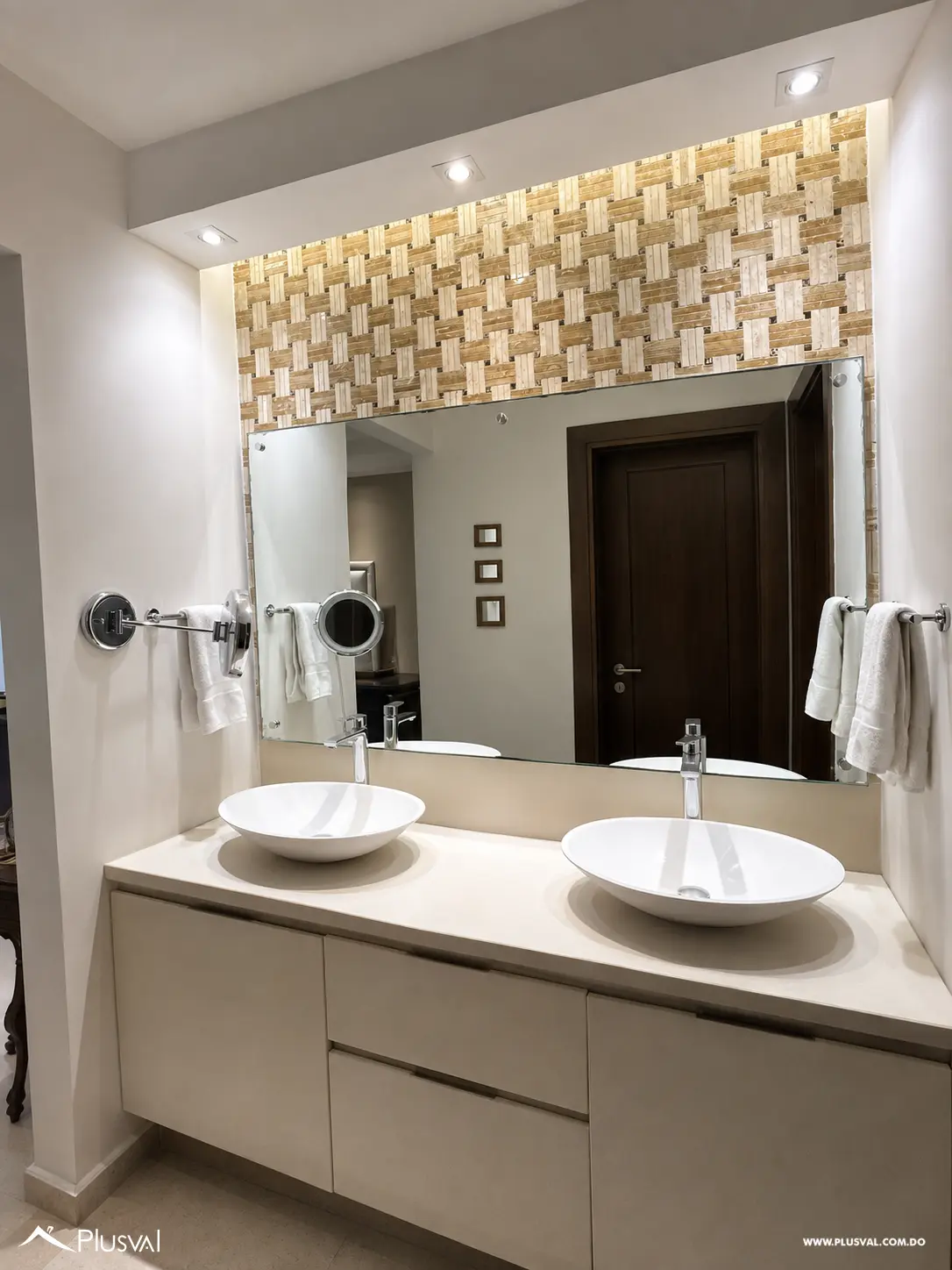 Apartamento con terraza 526275
