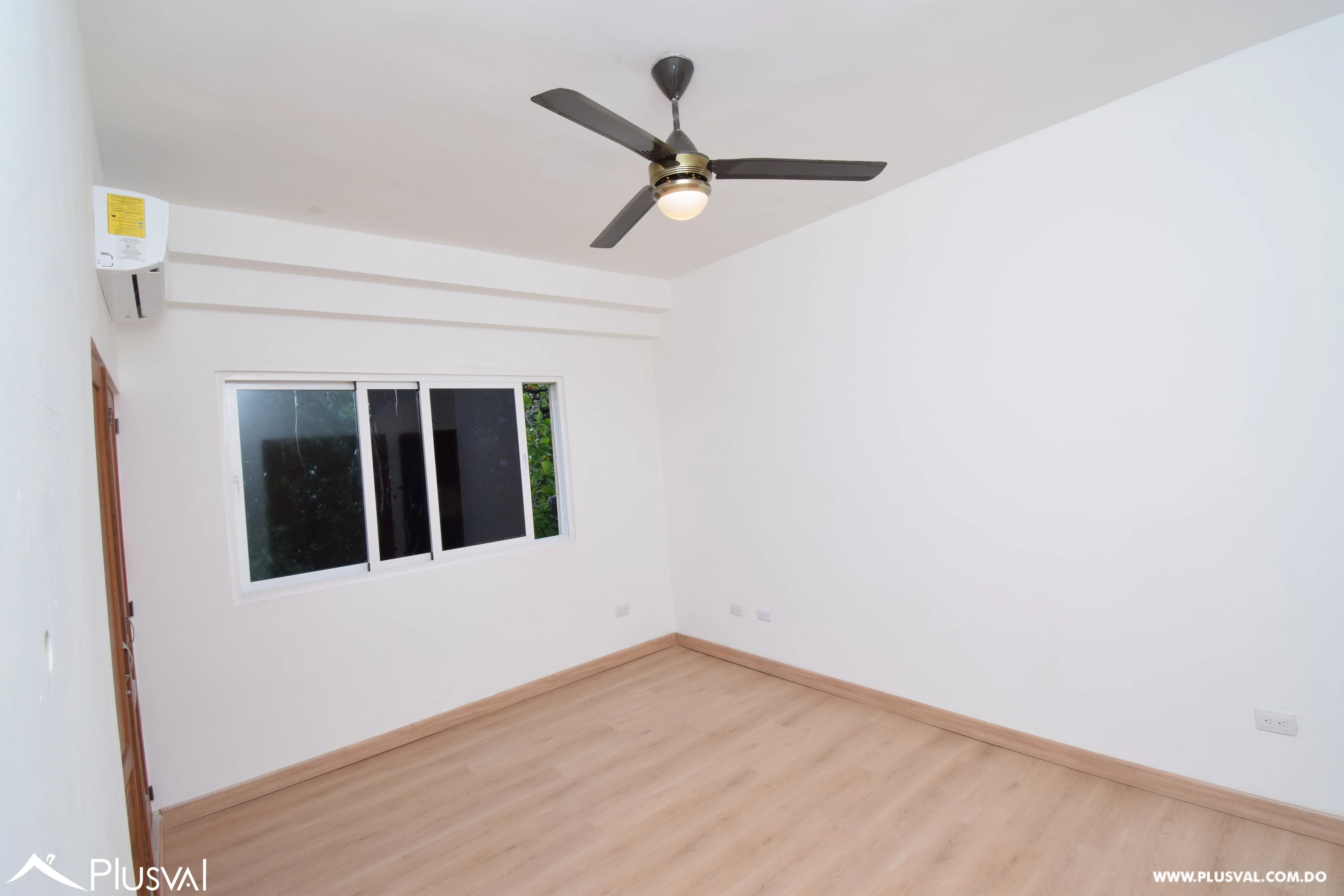 Apartamento en alquiler vacío con excelente ubicación. 468034