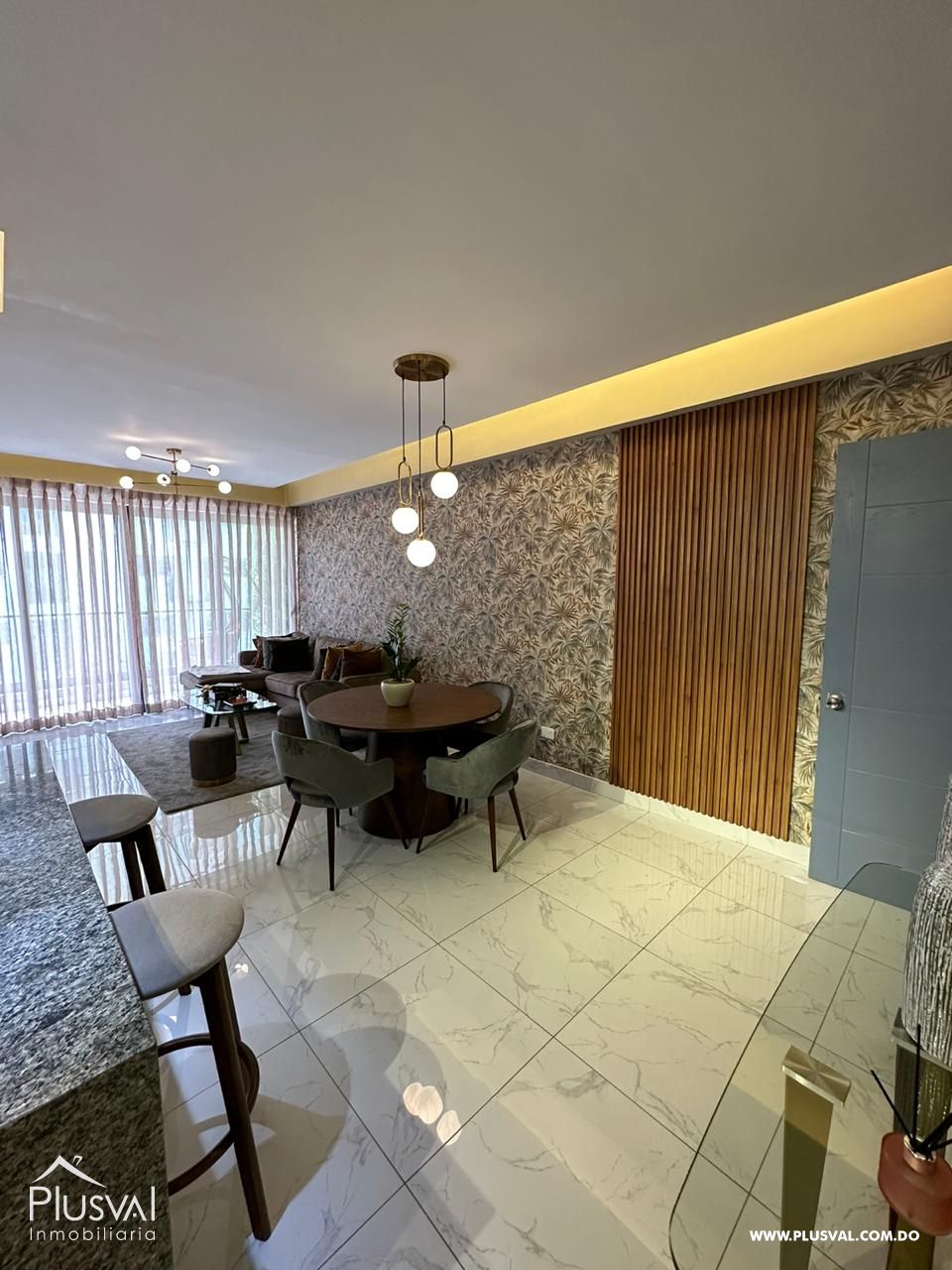 Apartamento de 2 habitaciones  en venta en Evaristo Morales 271962