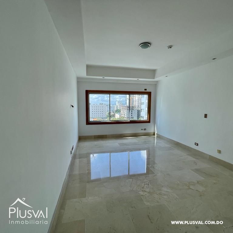 Lujoso, amplio y ventilado apartamento en alquiler en Piantini 253750