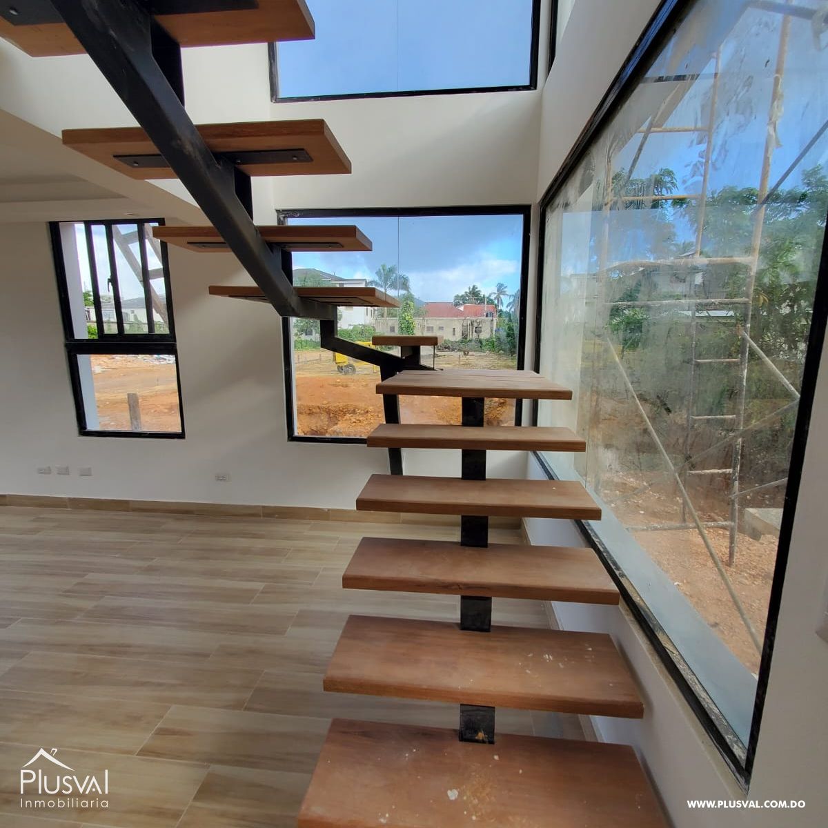 Villa de dos niveles a solo 4 minutos de playa bonita 255988