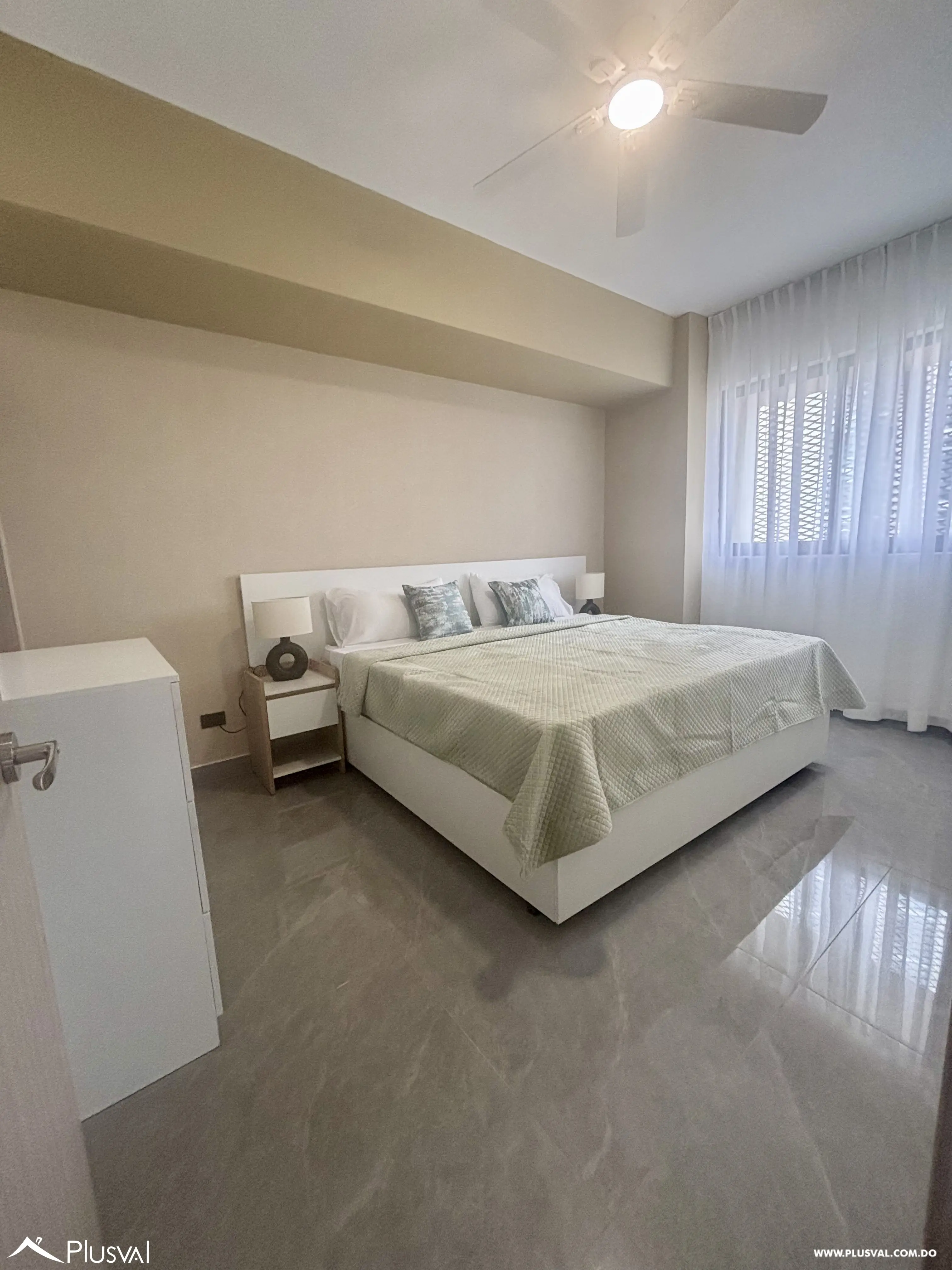 Apartamento en alquiler Amueblado en Piantini con vista a la Ciudad 525985
