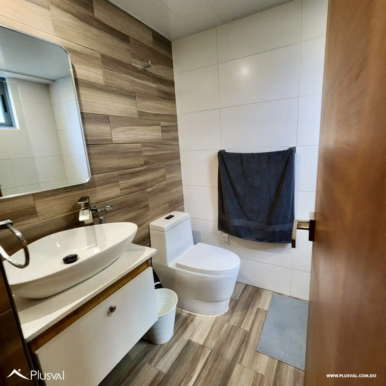 Apartamento en Alquiler Amueblado En Gazcue 467238