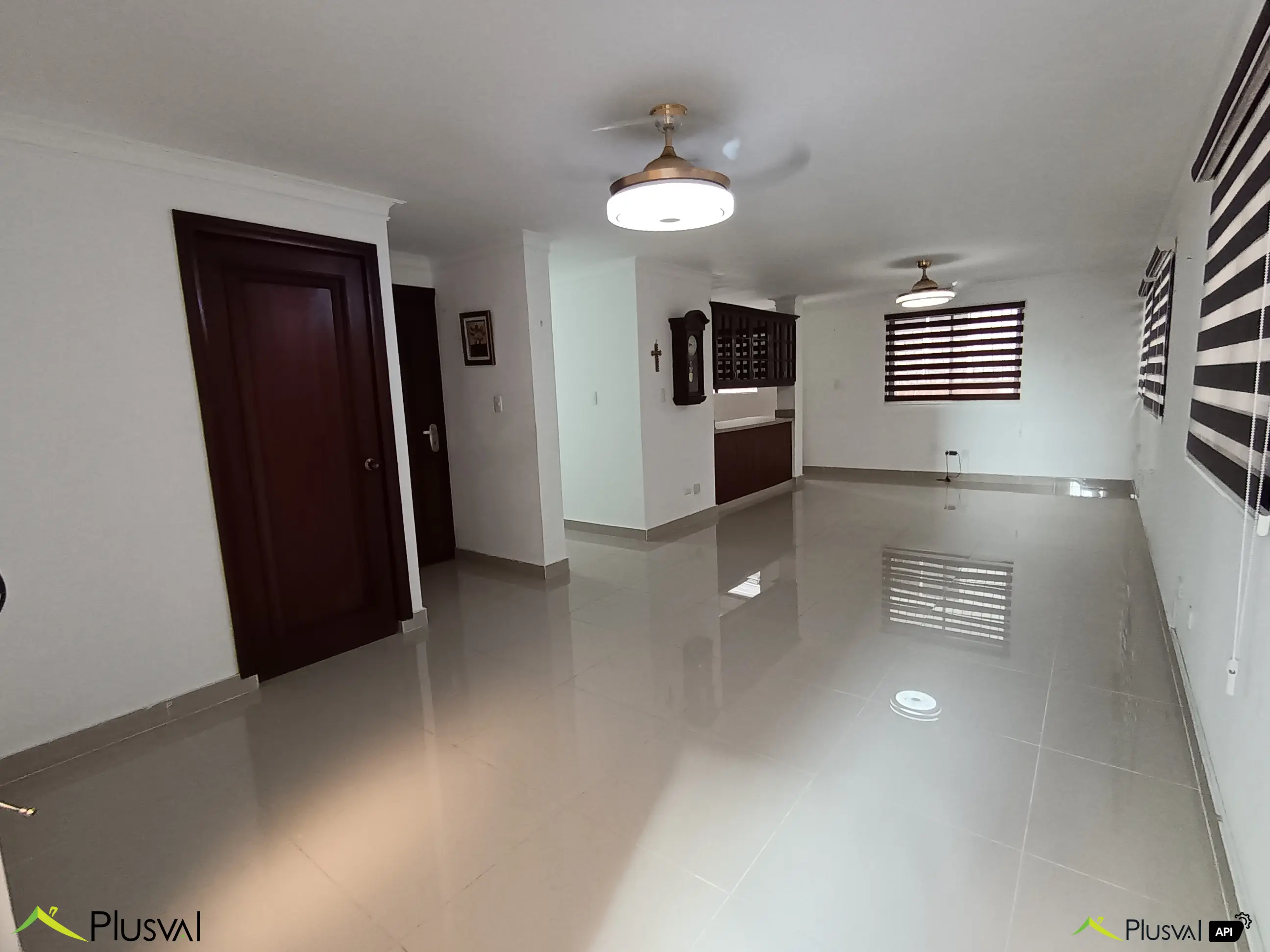 Apartamento 2do. Nivel en Evaristo Morales 448640