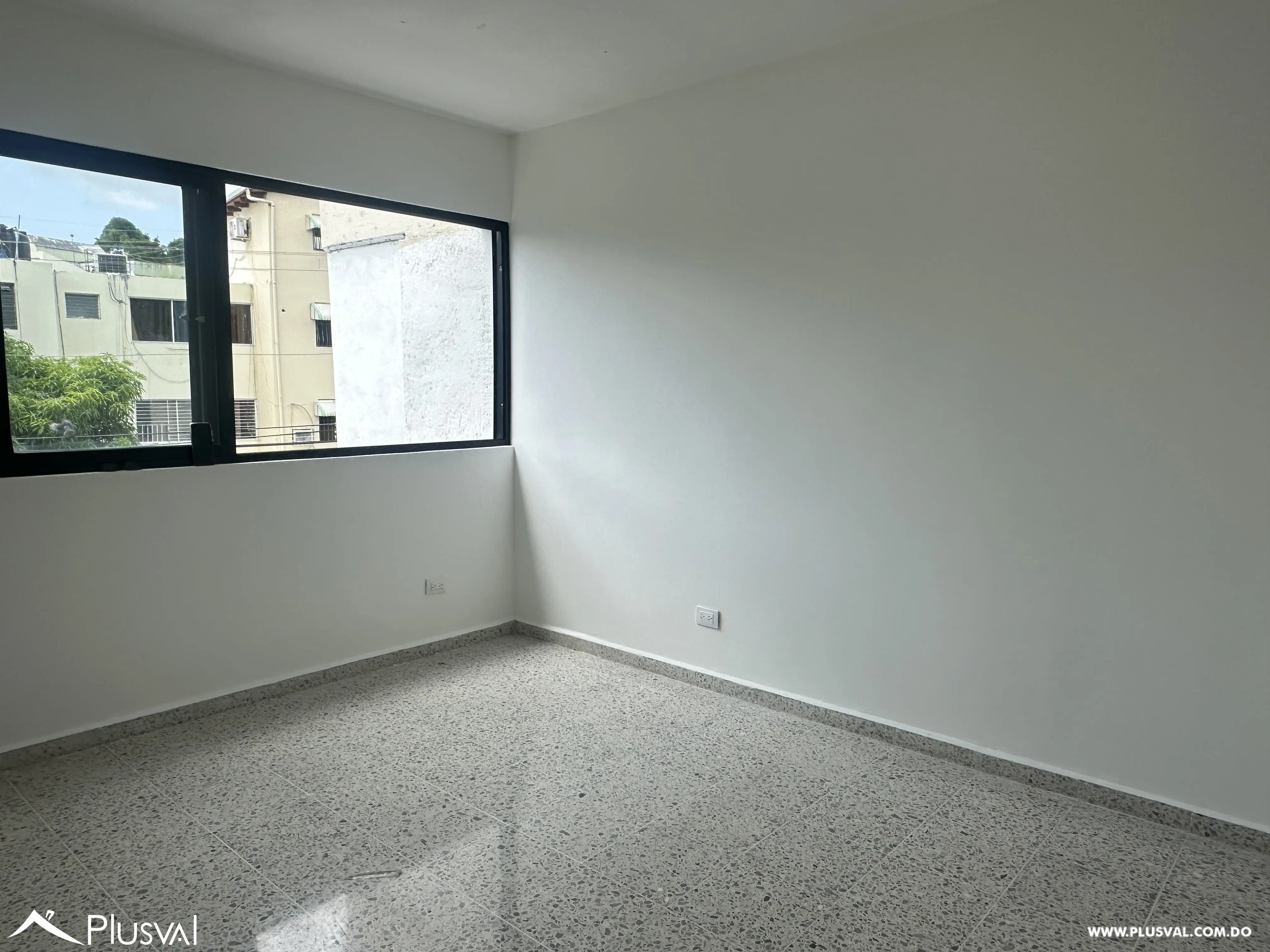 Apartamento Remodelado en Venta. 465472