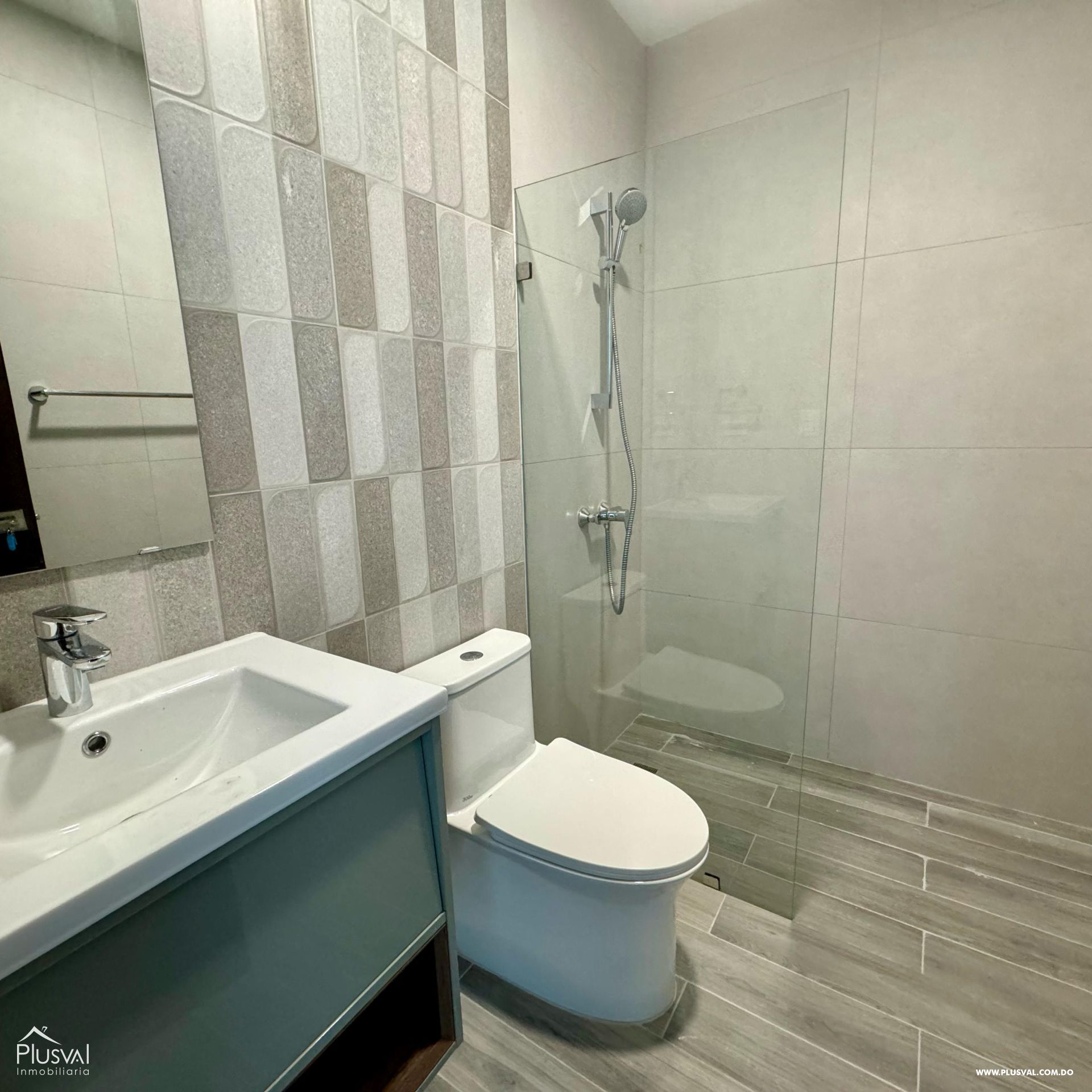Moderno y exclusivo apartamento ubicado en el piso 7 de una torre residencial en el polígono central de la ciudad 417002