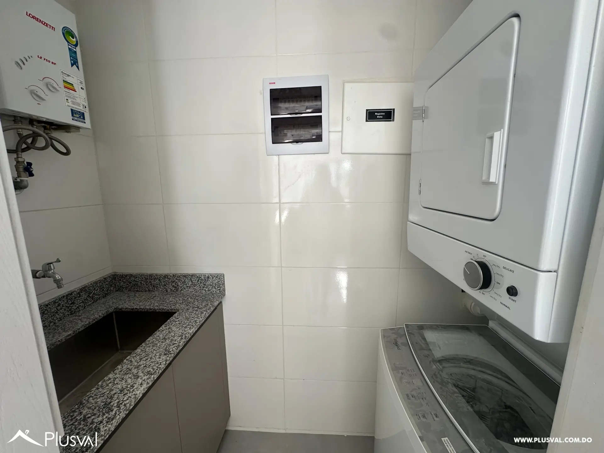 Apartamento de 1 habitación en alquiler en Evaristo Morales 484045