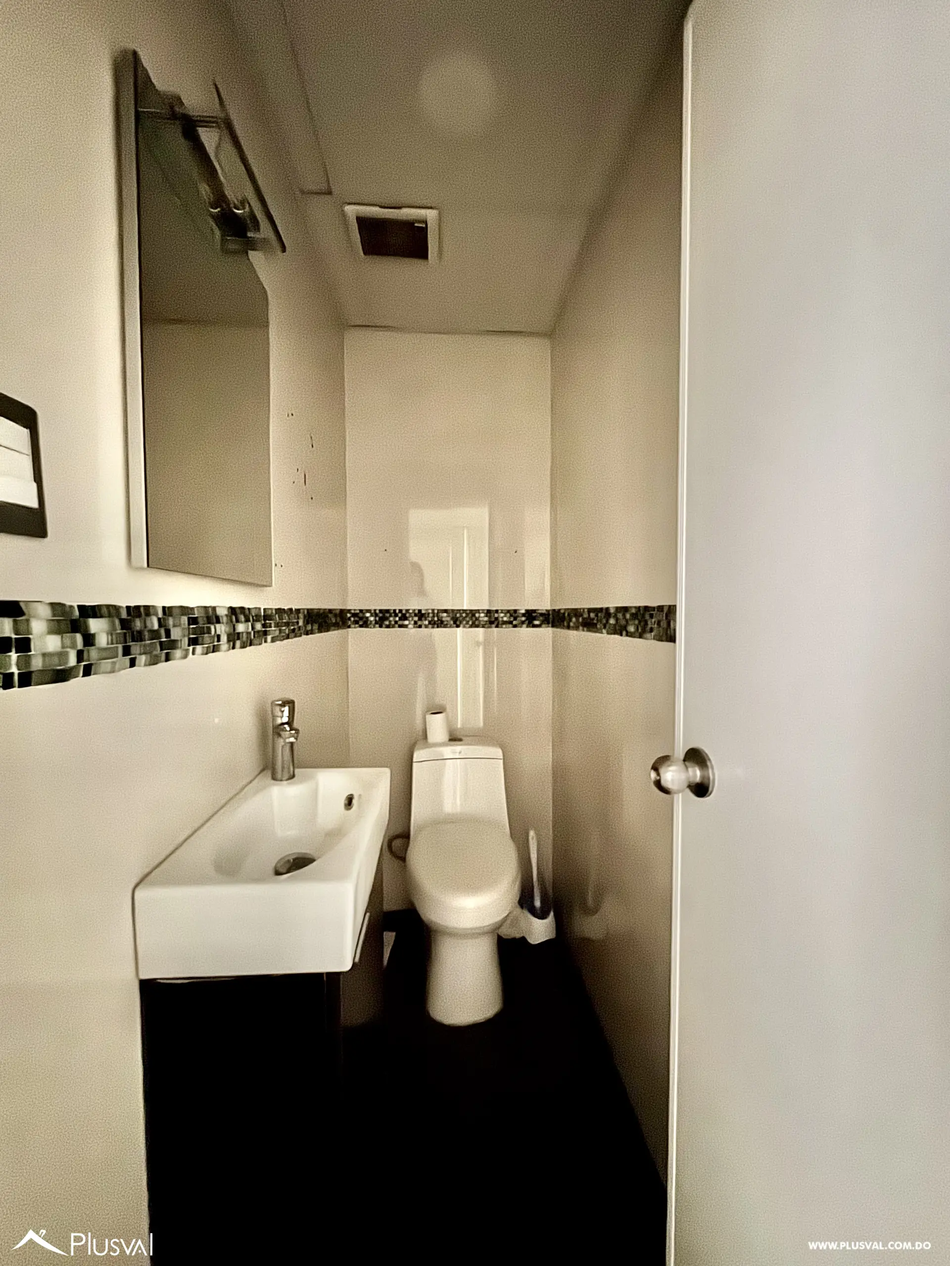 Alquilo Maravilloso Local Comercial en Esquina en Arroyo Hondo Viejo 512867