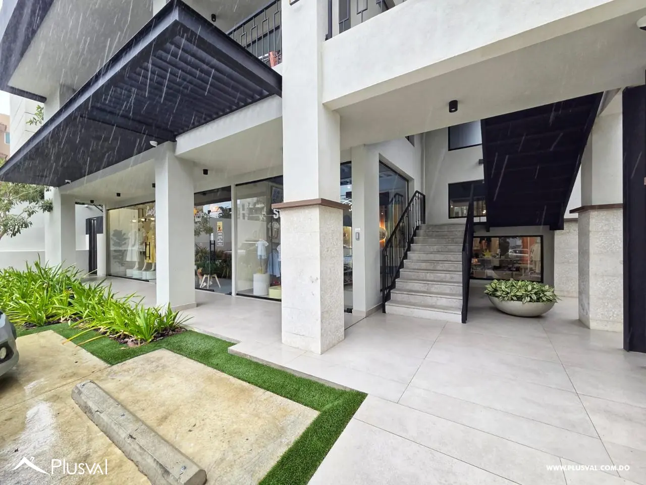 Excelente Local Comercial en Ubicación Estratégica de Santiago 502736