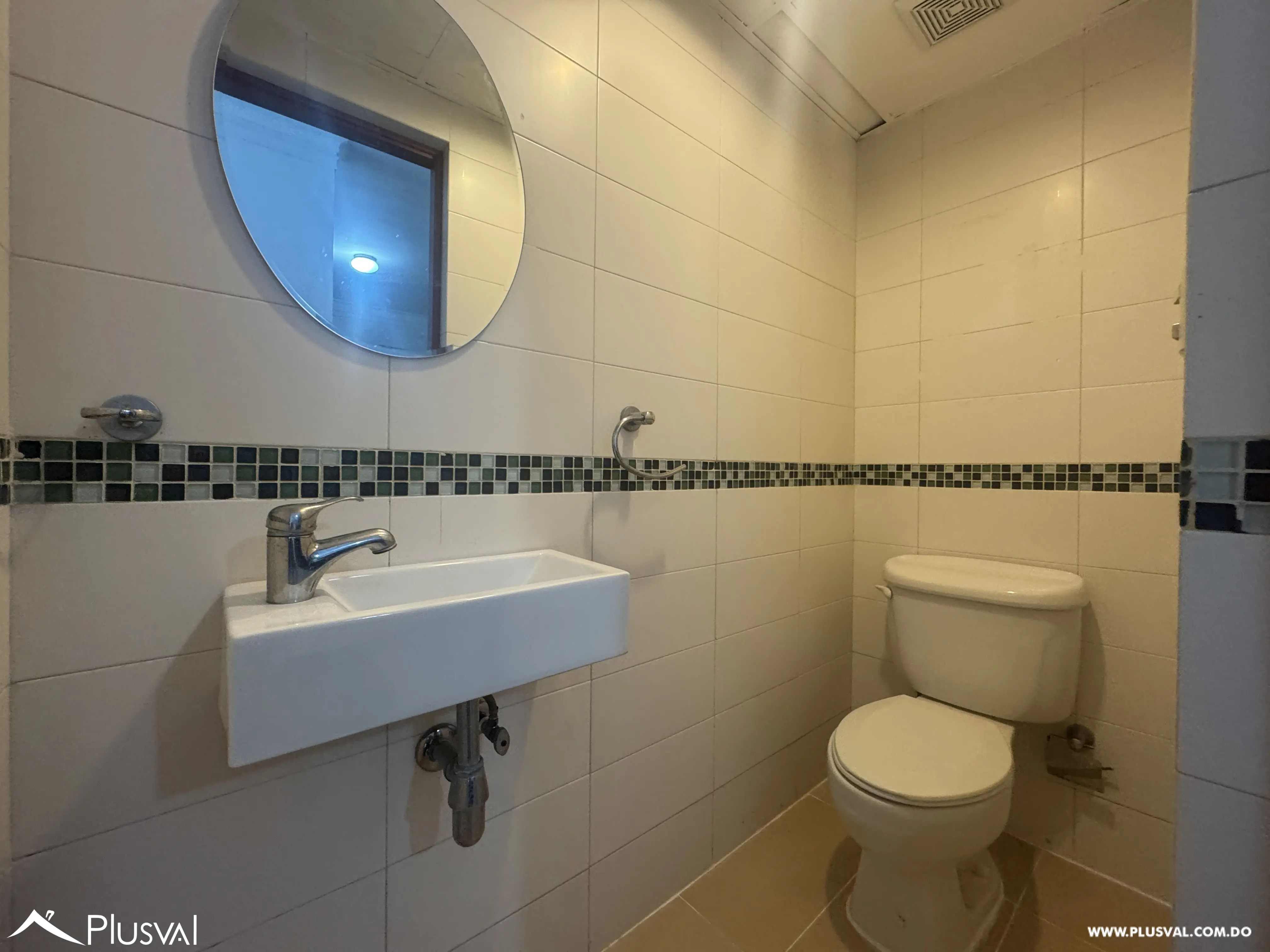 Apartamento de 1 habitación en alquiler en Gazcue con 2 parqueos y mantenimiento incluido 478508