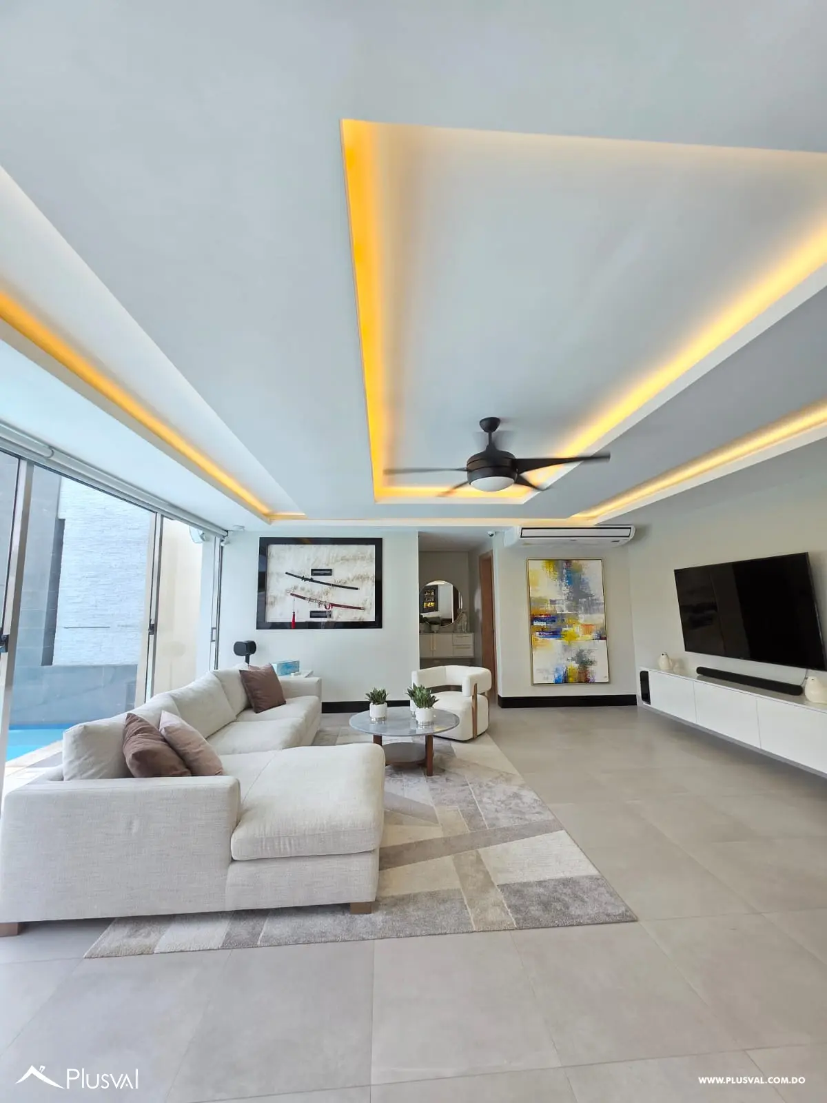 Vivienda de 2 niveles en Proyecto seguro de Santiago. 459877