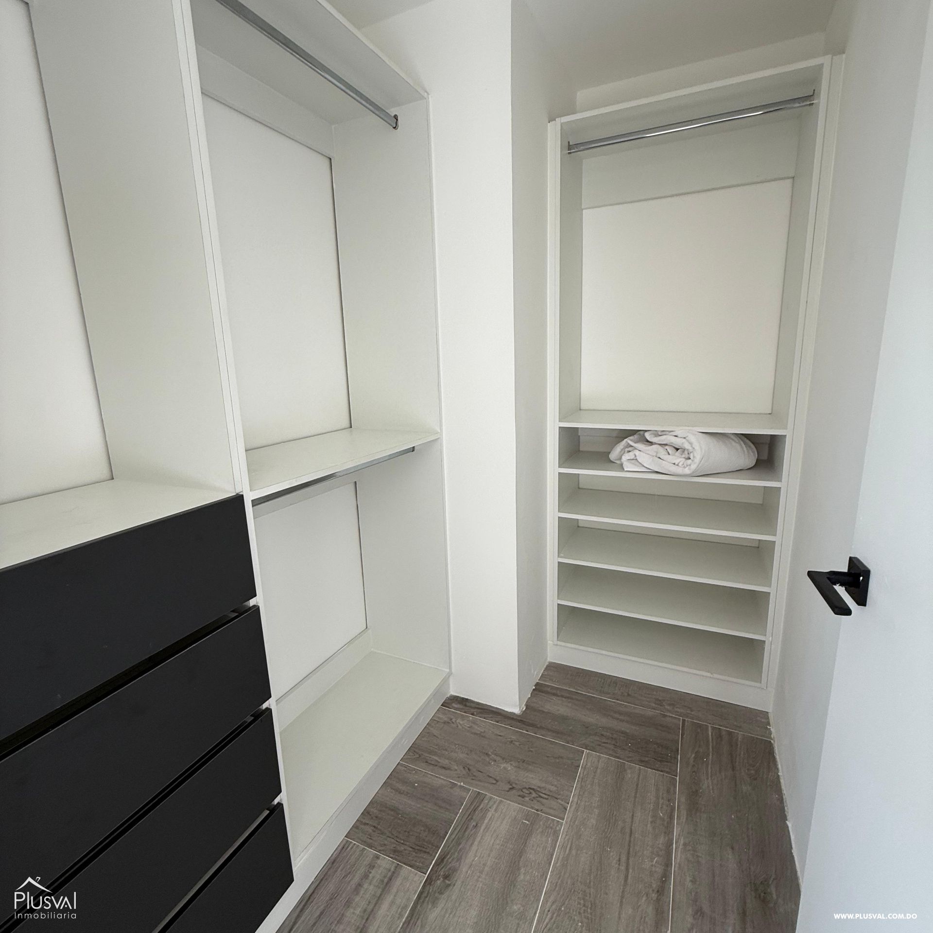 Apartamento en venta finamente amueblado  en Naco 411112