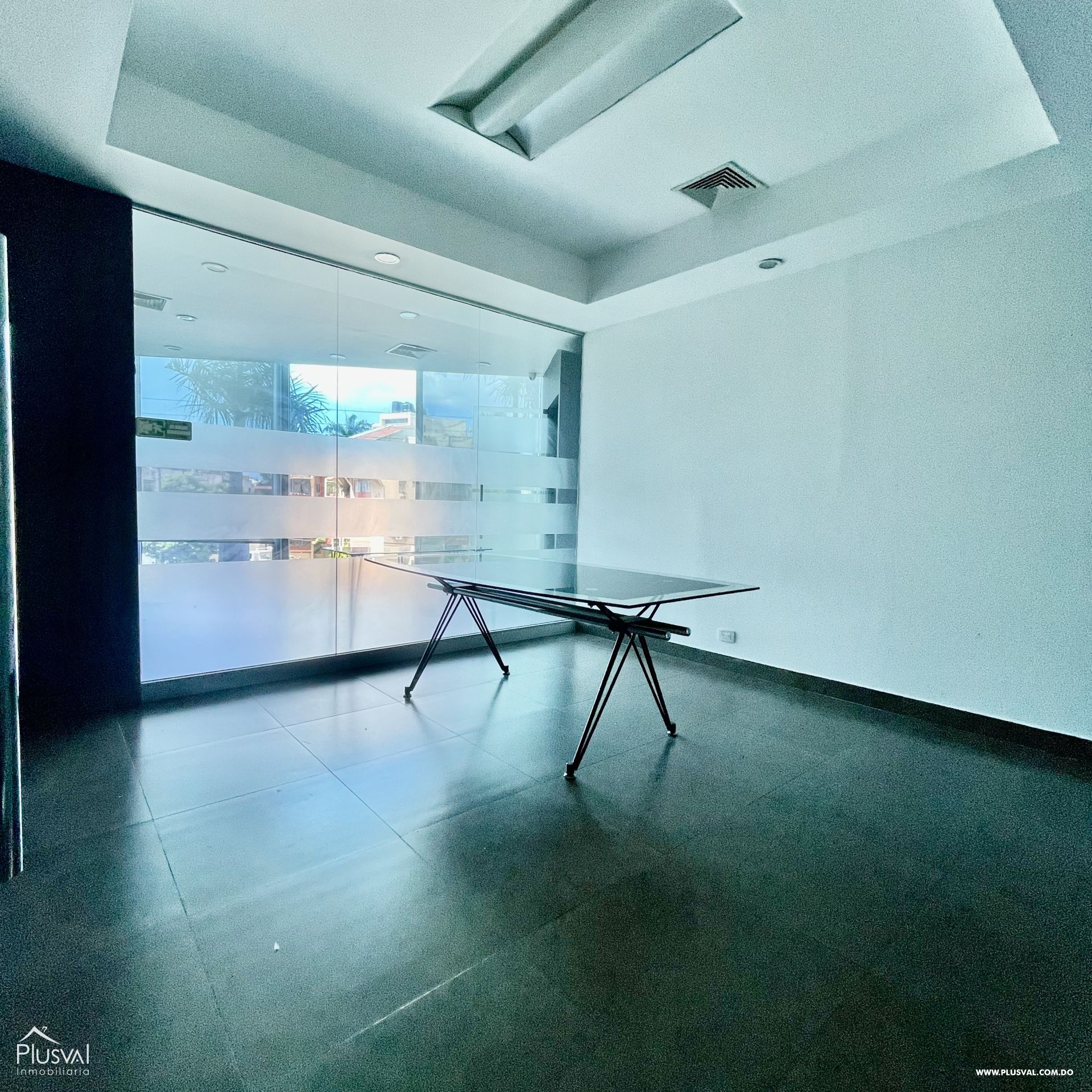 Local comercial en alquiler en Edificio Corporativo 436203