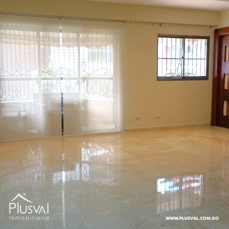 Alquiler de amplio apartamento en Serralles con terraza. 448732