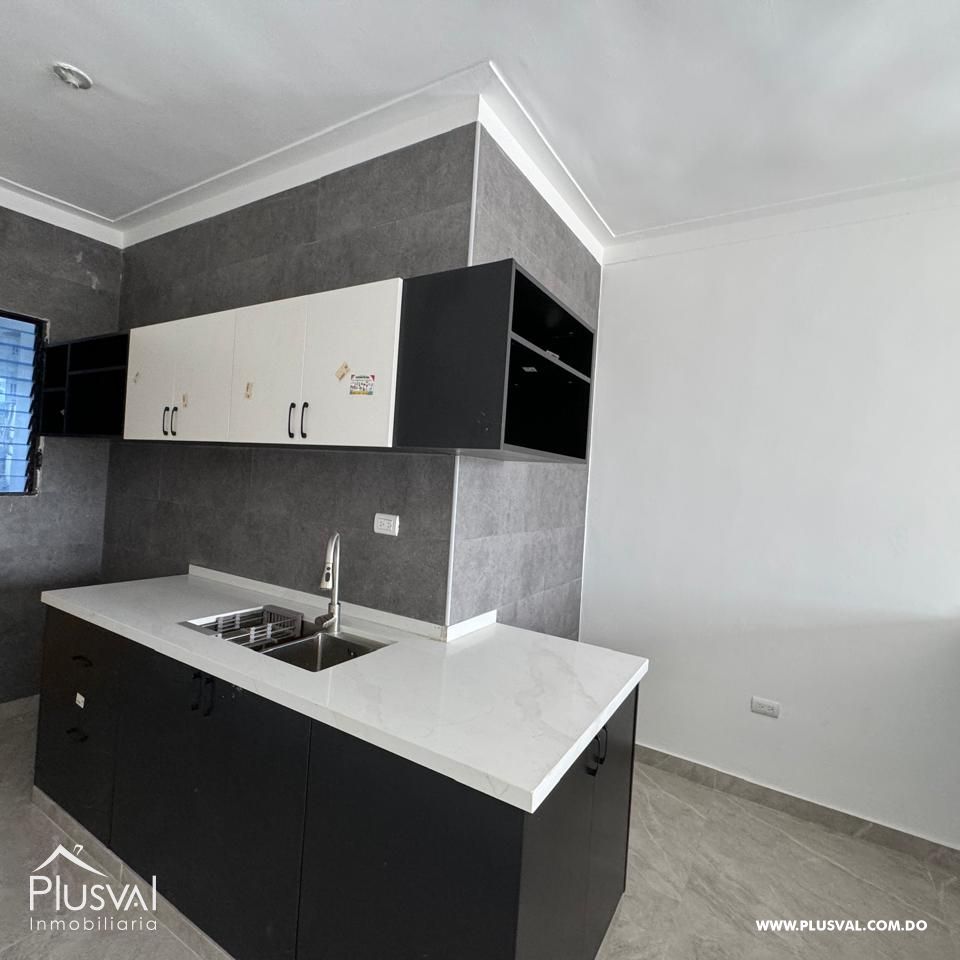 Amplio apartamento en venta en Paraíso 359901