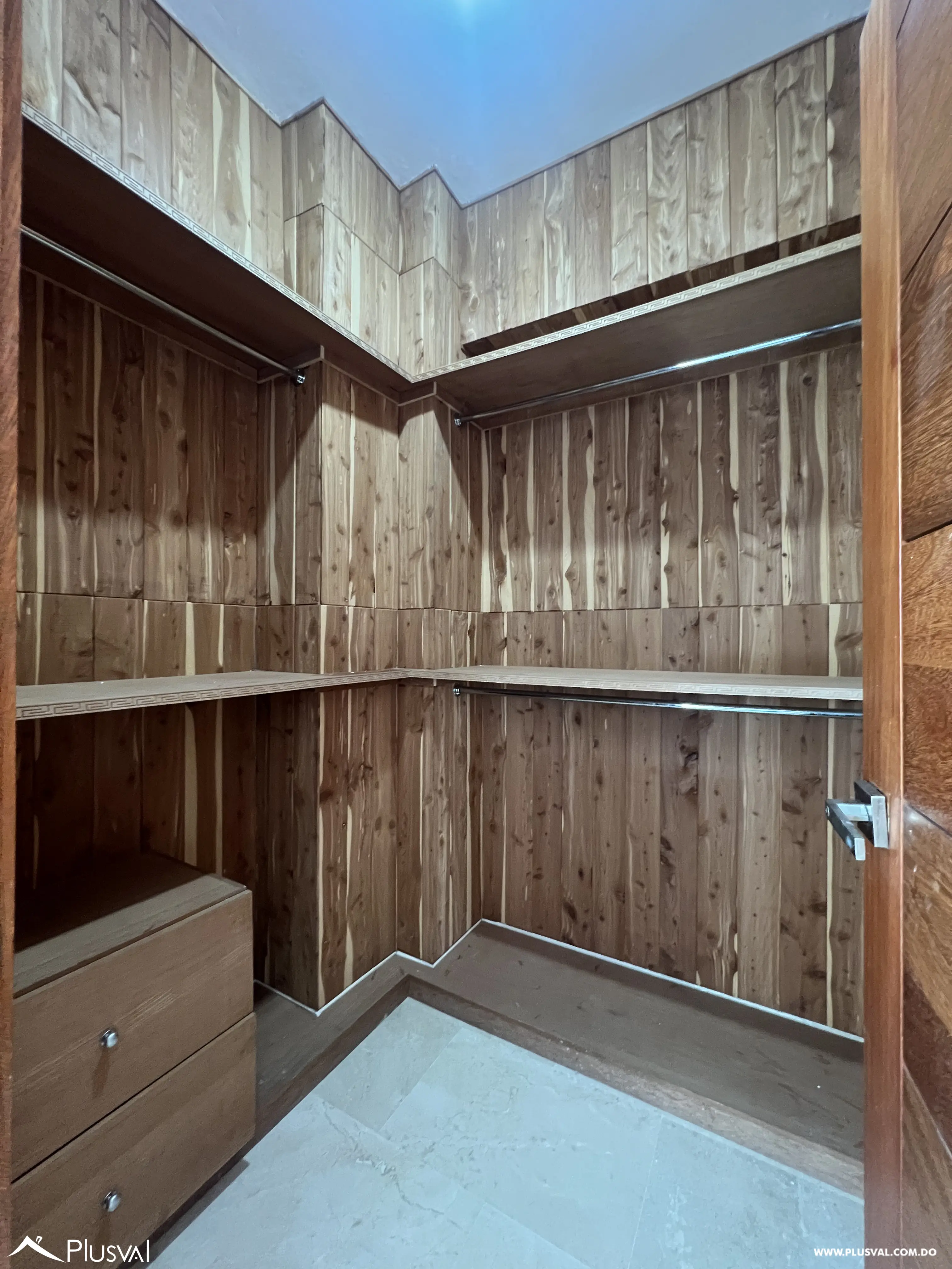 Espectacular apartamento en alquiler en Los Cacicazgos 474158