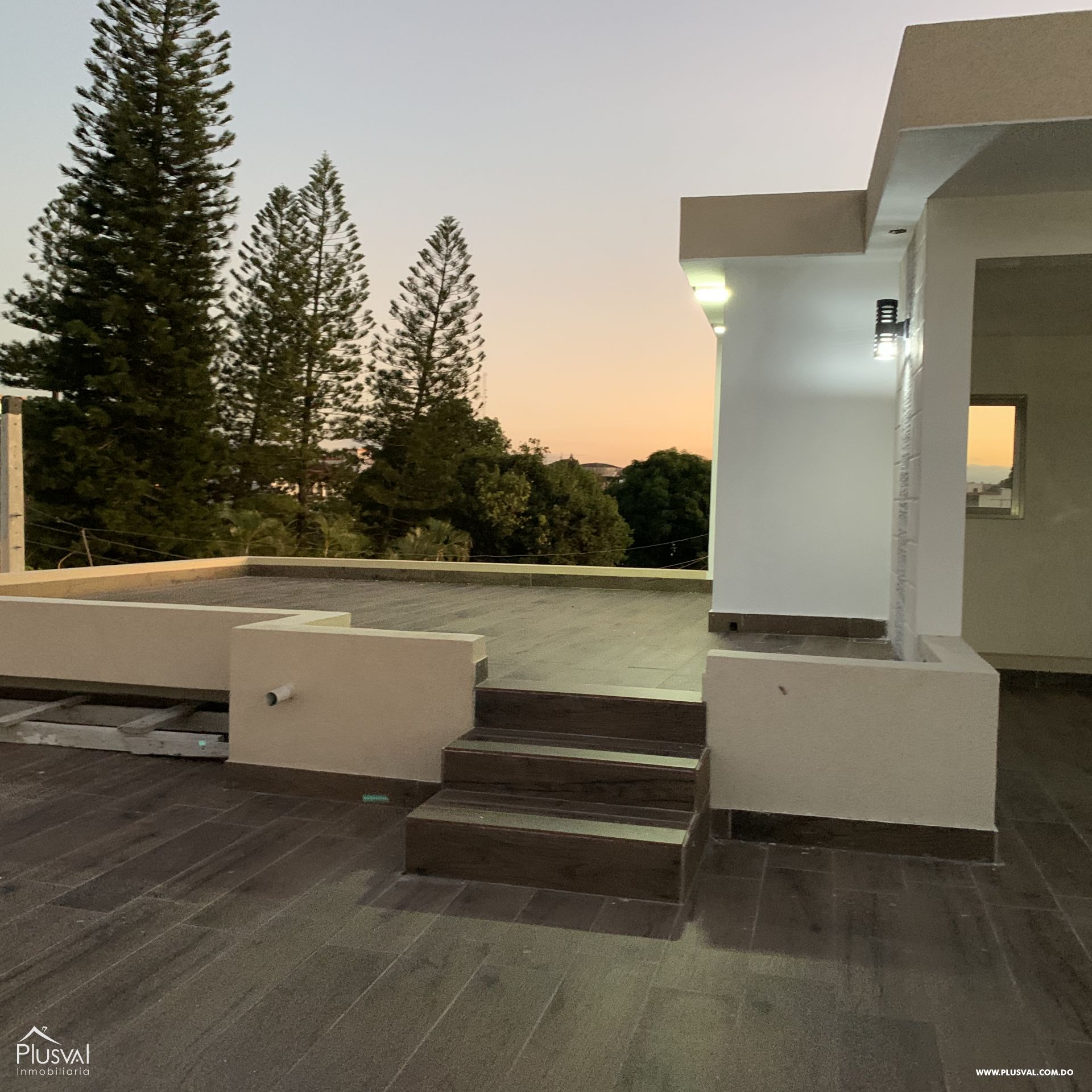 Casa nueva de tres niveles con terraza mirador 199095