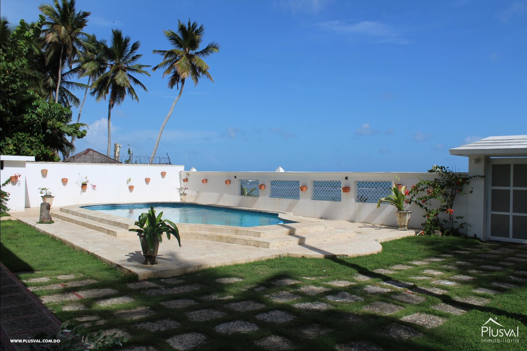 Villa en primera linea de Playa en alquiler - Guayacanes 65717