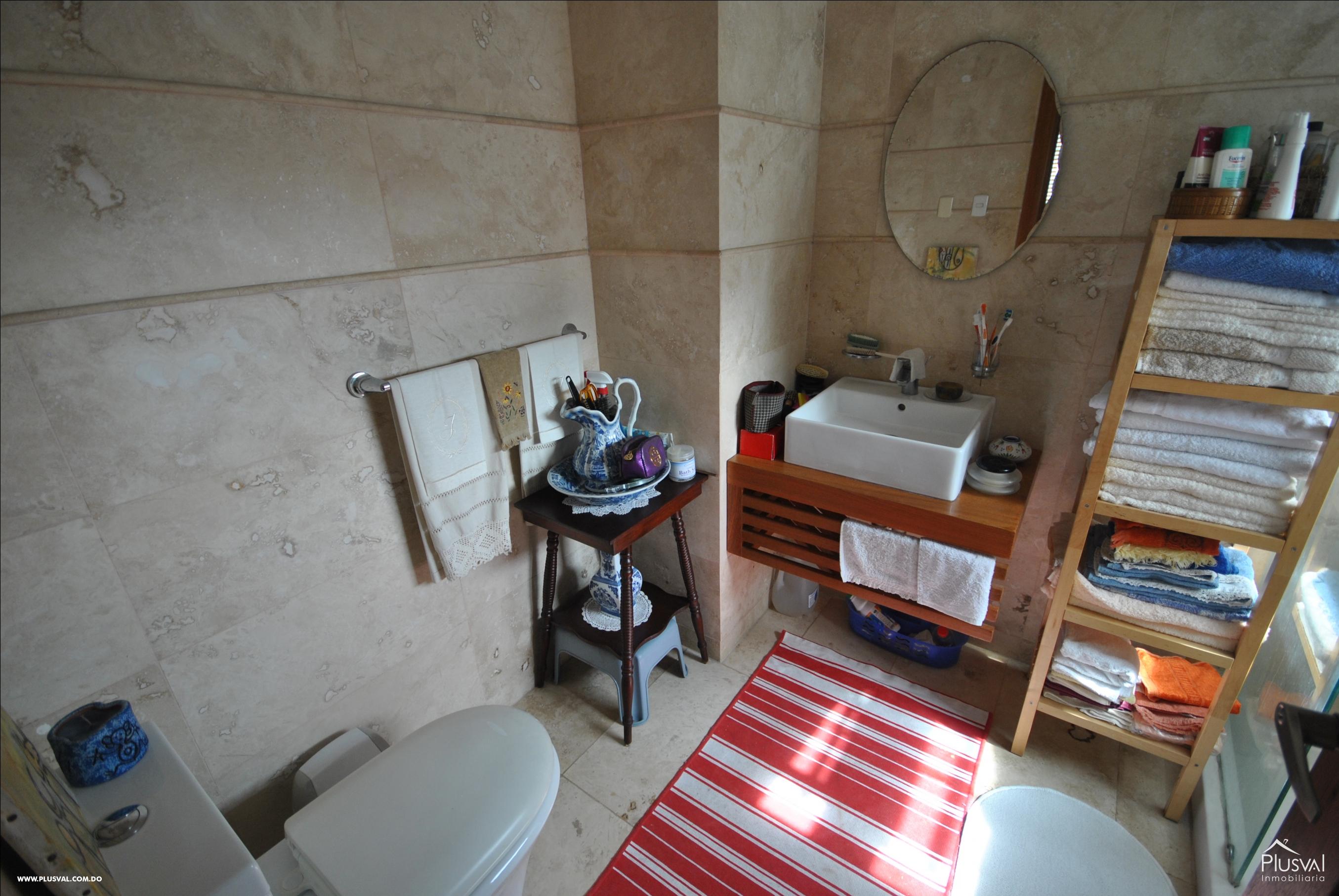 Apartamento en venta, Evaristo Morales. 71739