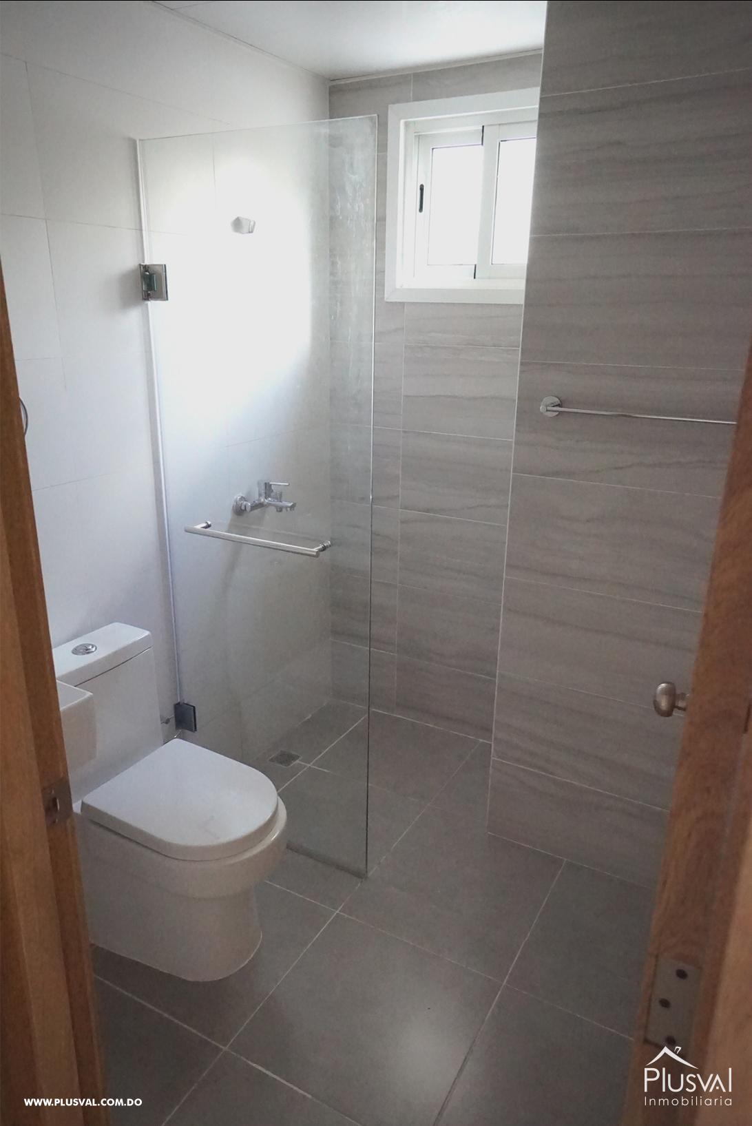 Amplio apartamento en alquiler en el millón 157391