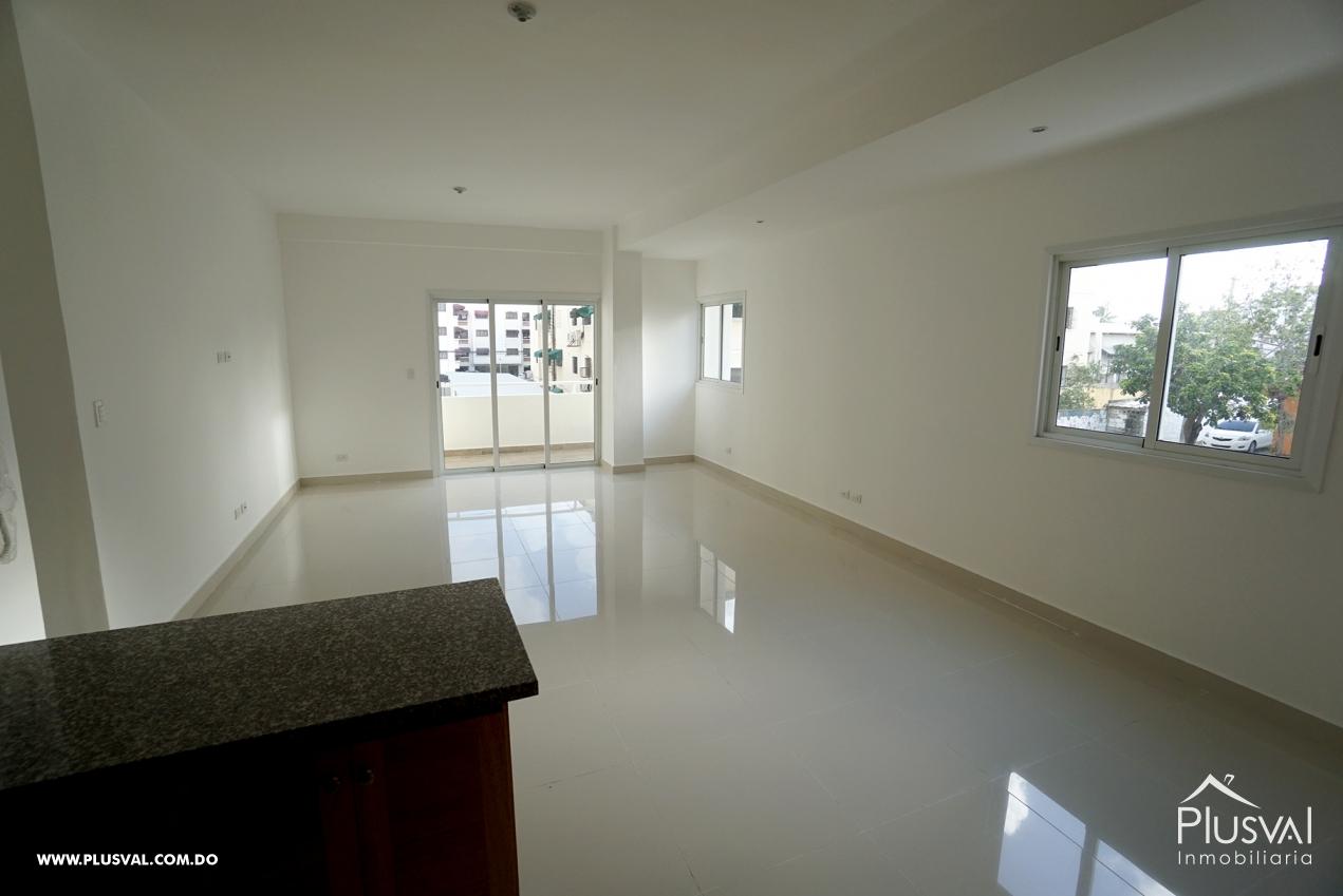 Amplio apartamento en alquiler en el millón 157392
