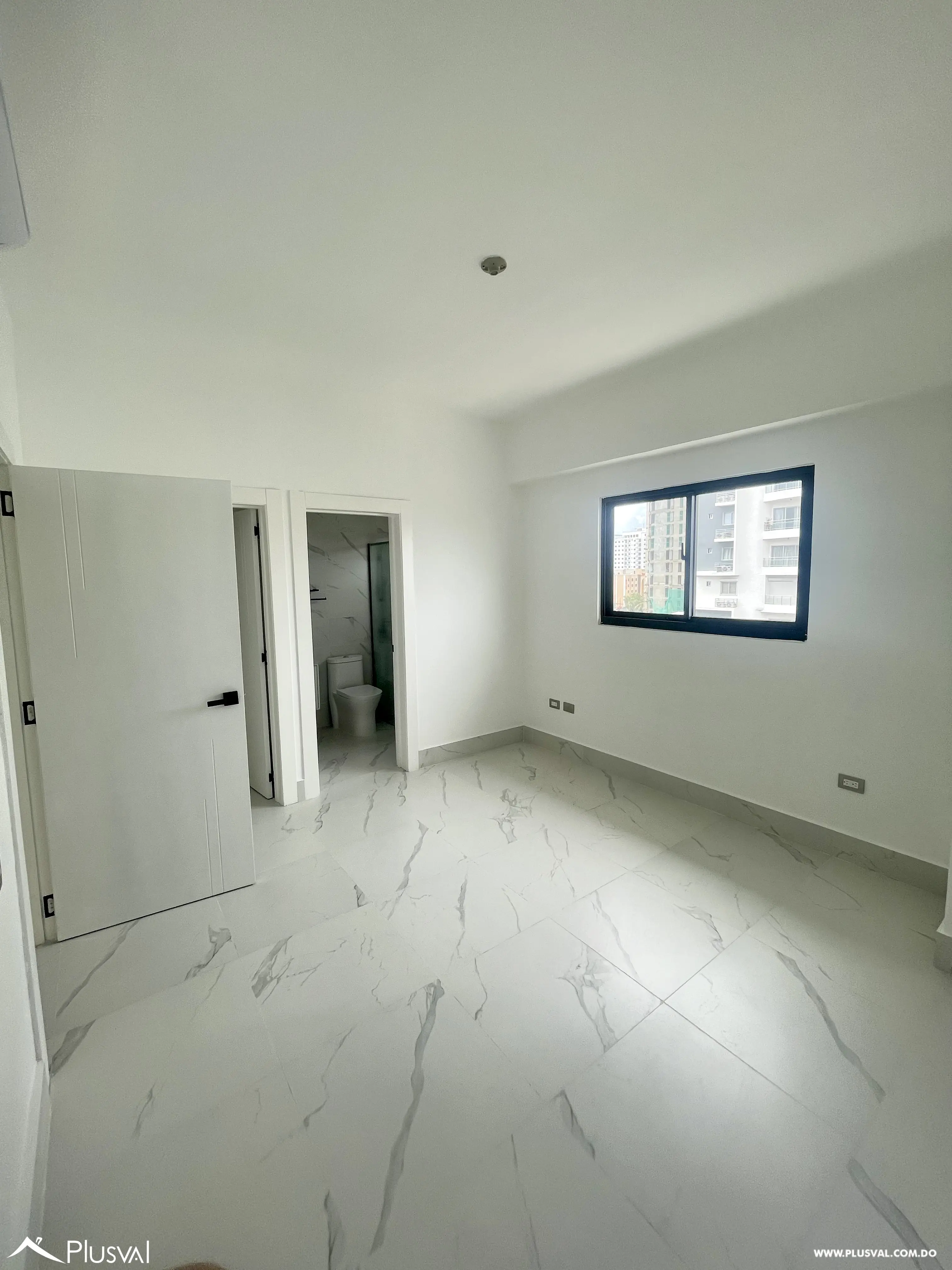 Apartamento en alquiler en Evaristo Morales 495753