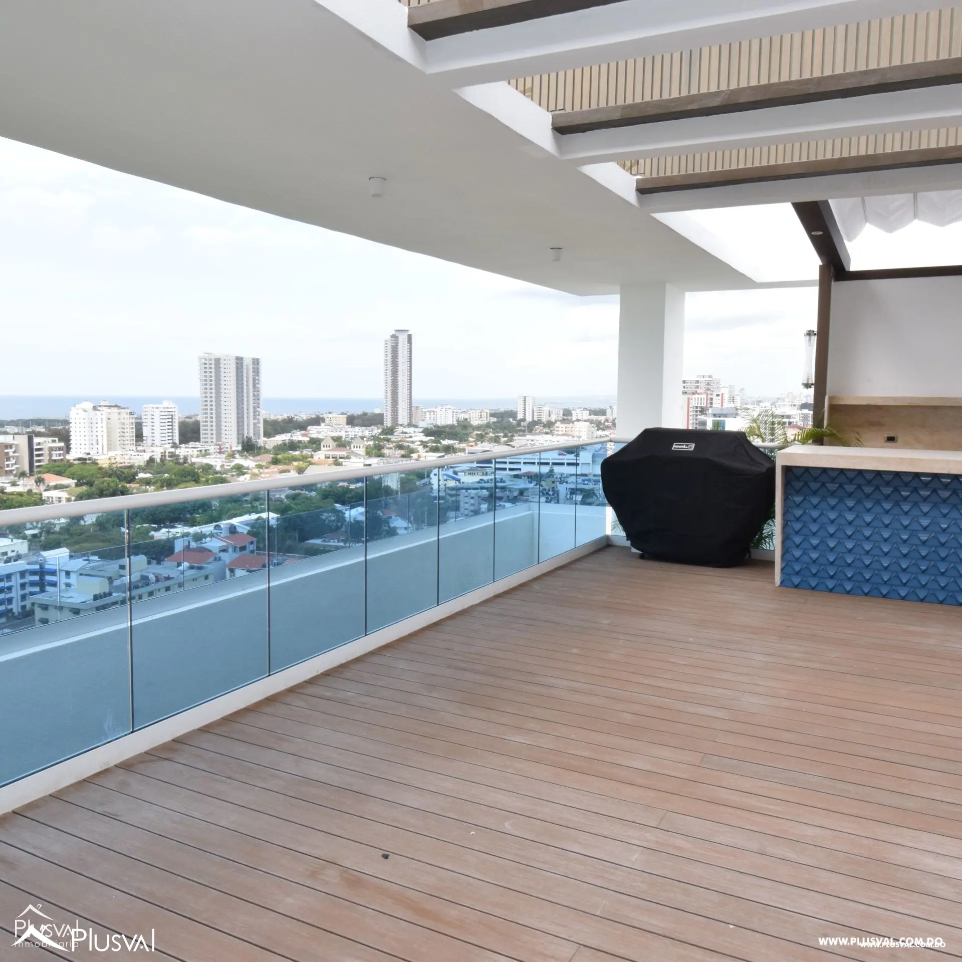 Lujosa Torre en Bella Vista, en la Av. Sarasota 499541