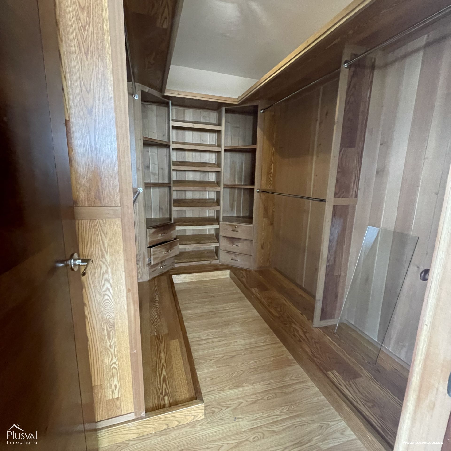 Penthouse de 2 habitaciones en el Naco 312851