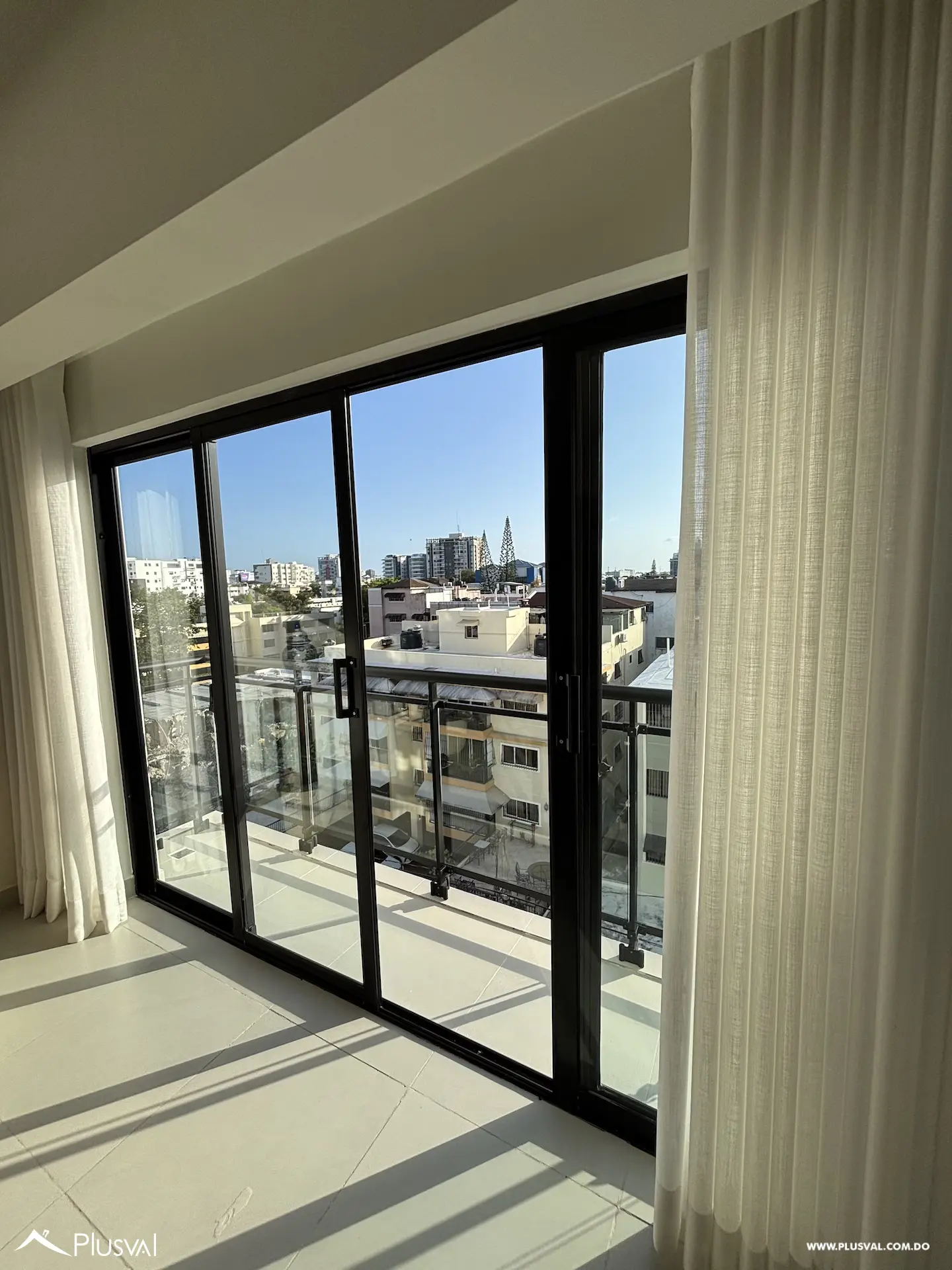 Apartamentos de 3 habitaciones  en el Millón 512493