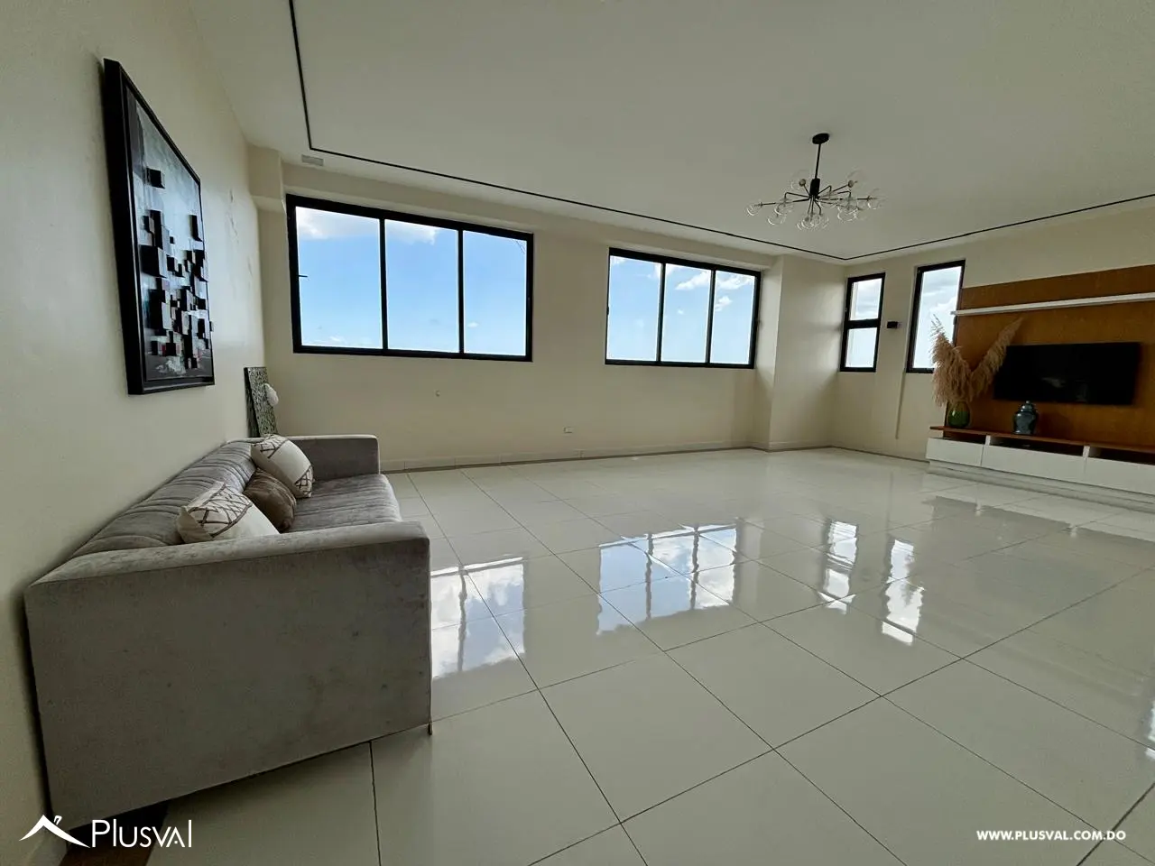 Apartamento amueblado con lindas áreas sociales en alquiler en La Julia 455723