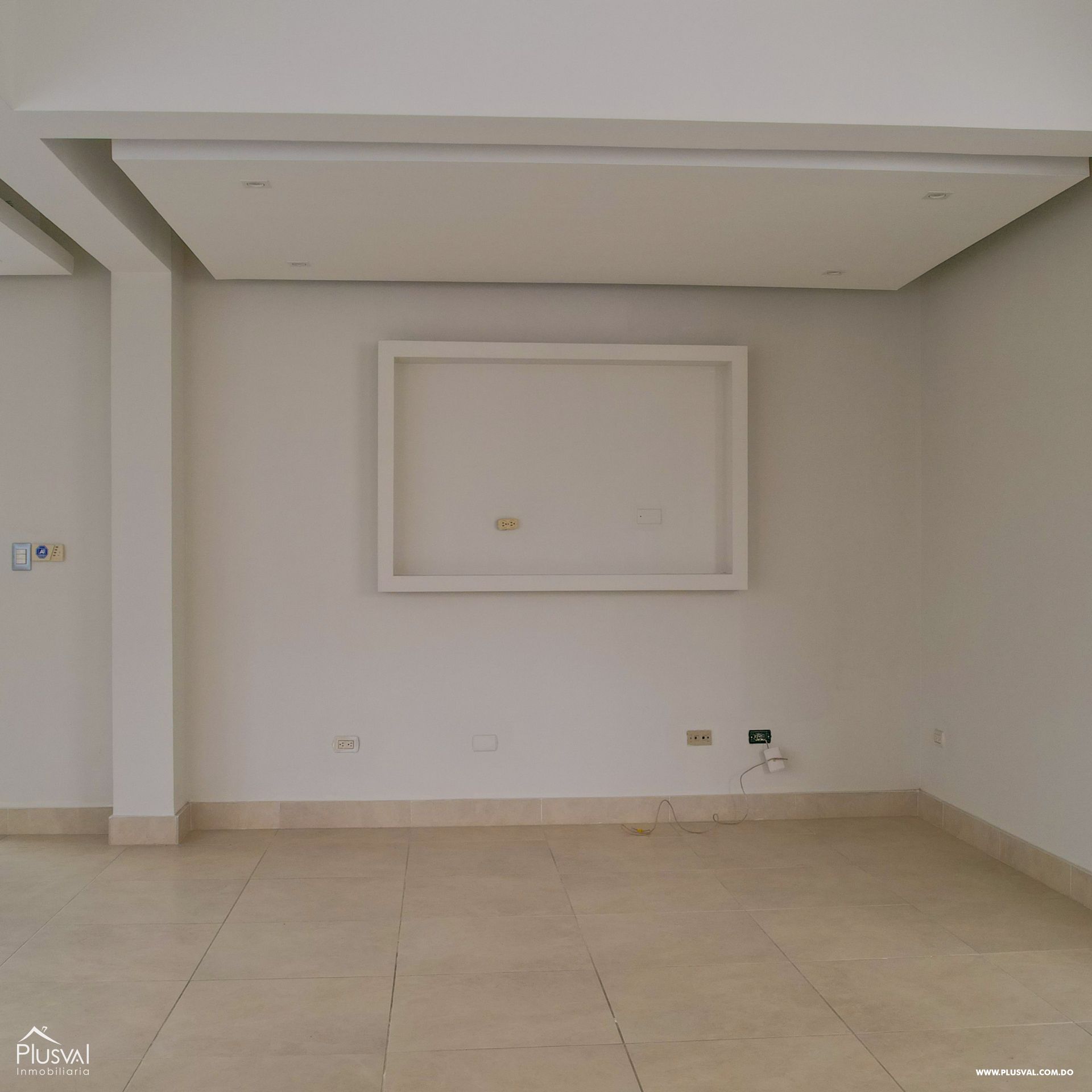 Amplio Apartamento en Venta en Cerros de Gurabo 413872