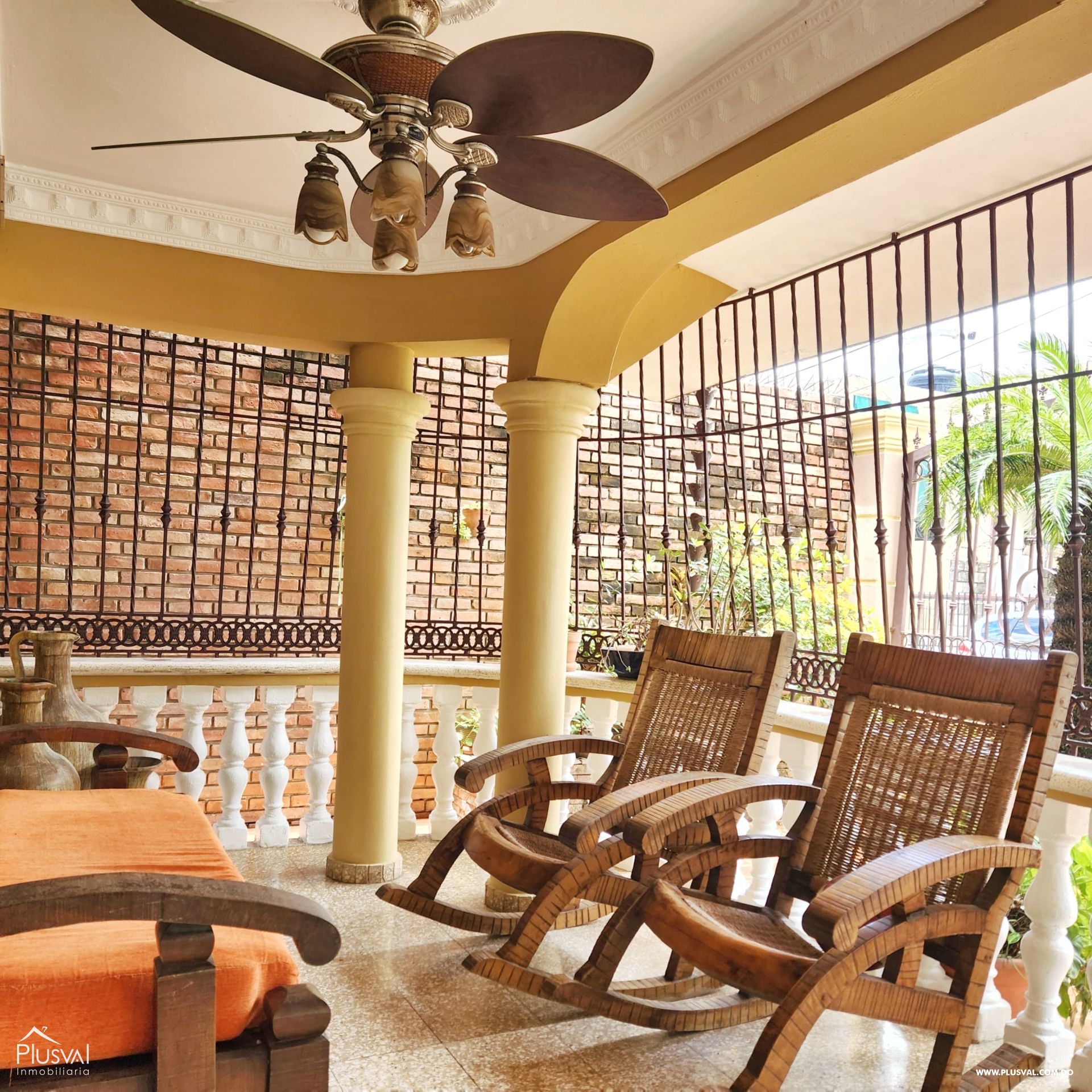 Casa en venta Santo Domingo Este, ideal para familias en crecimiento 352181