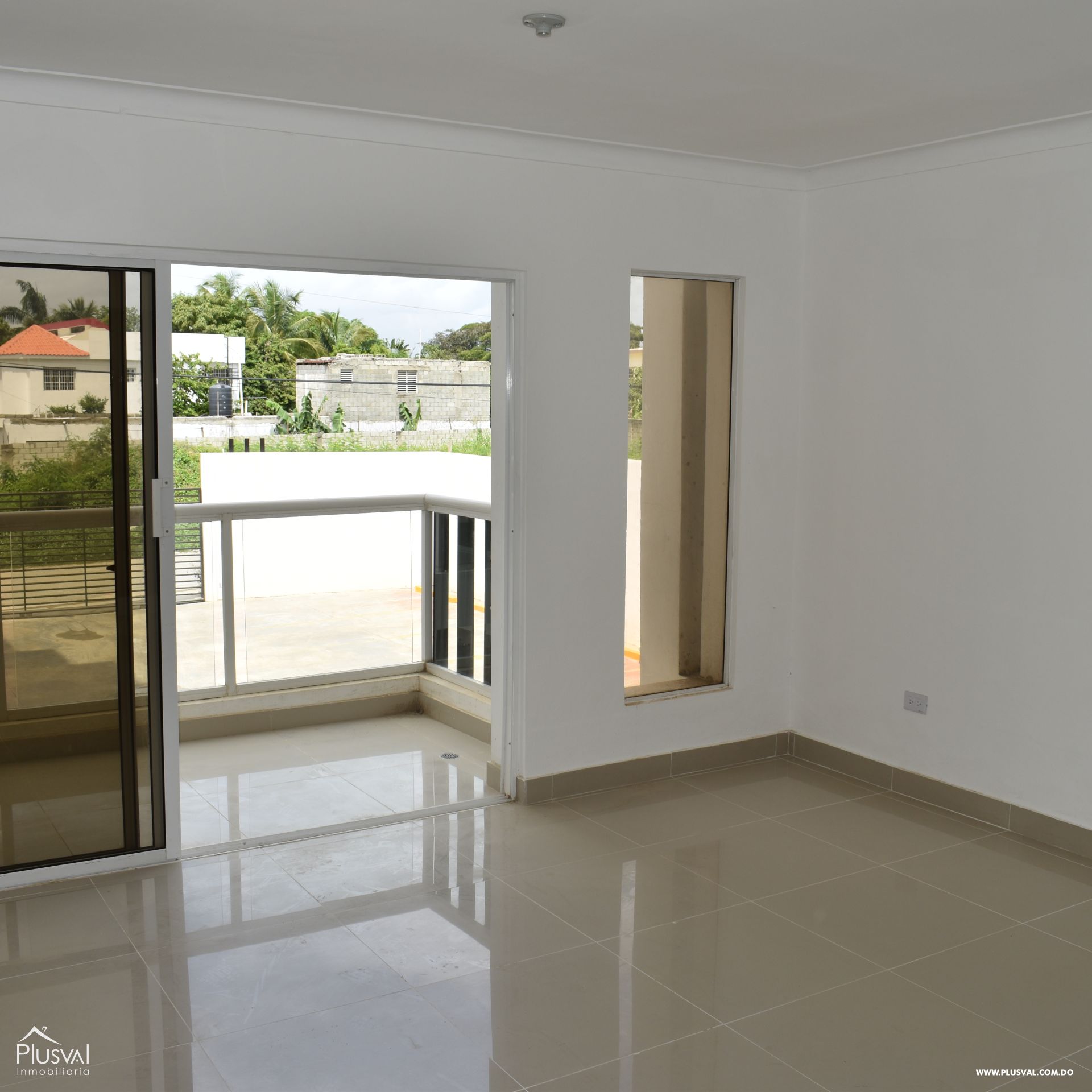 Apartamento listo en Aut. San Isidro 368400