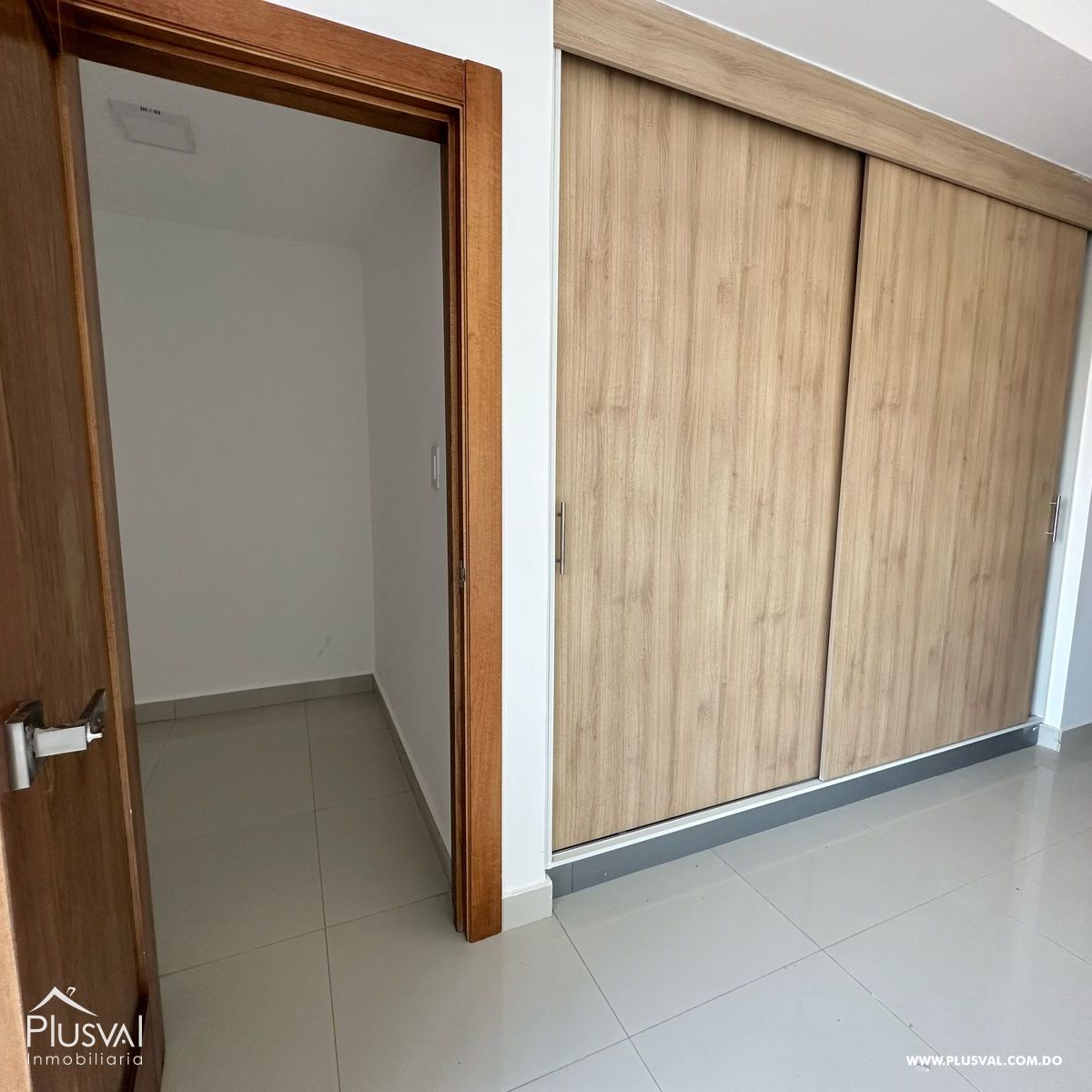 Amplio y moderno apartamento en venta. 427305