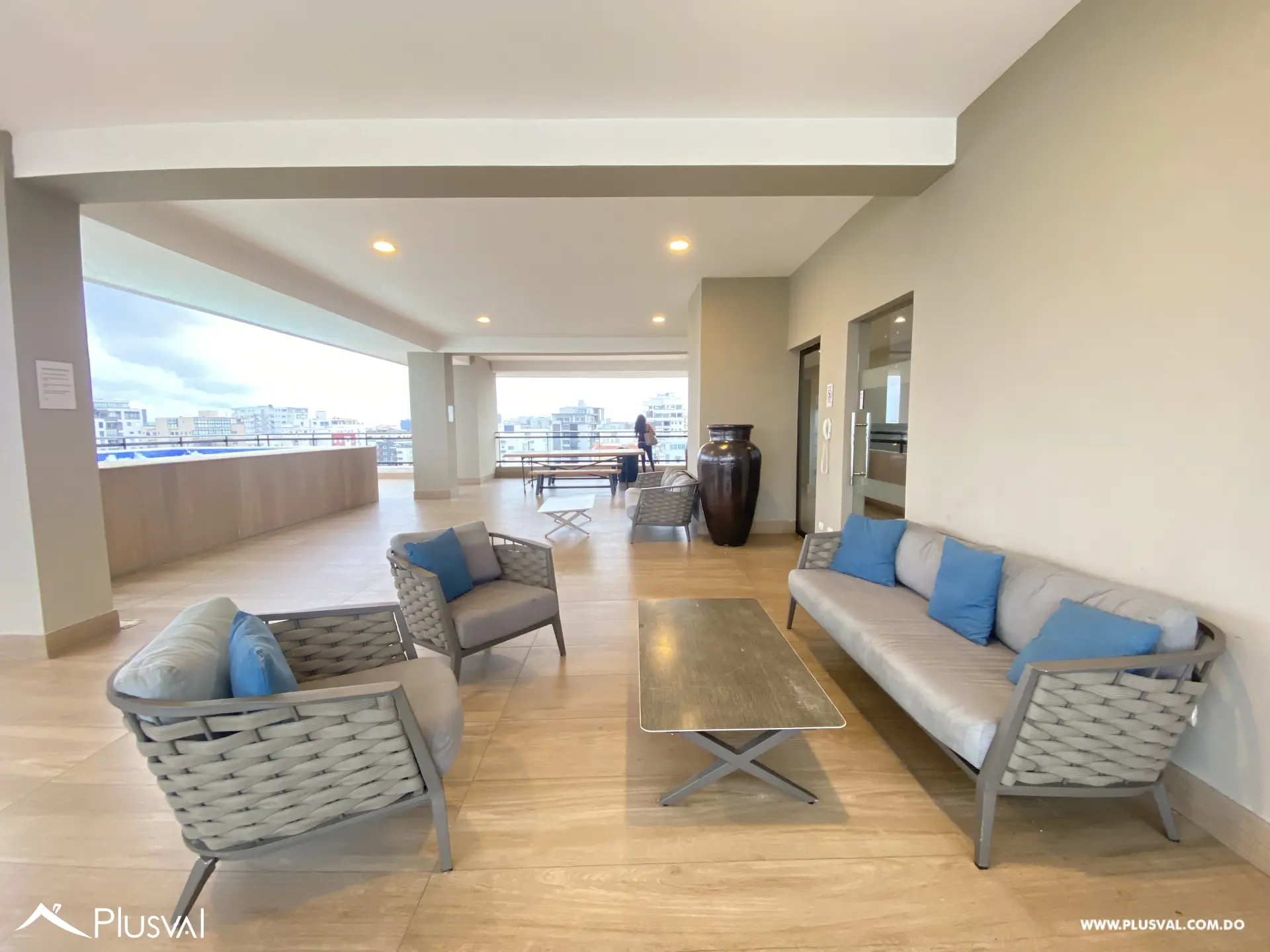 Excelente y Cómodo Apartamento en renta, en Evaristo Morales 516465