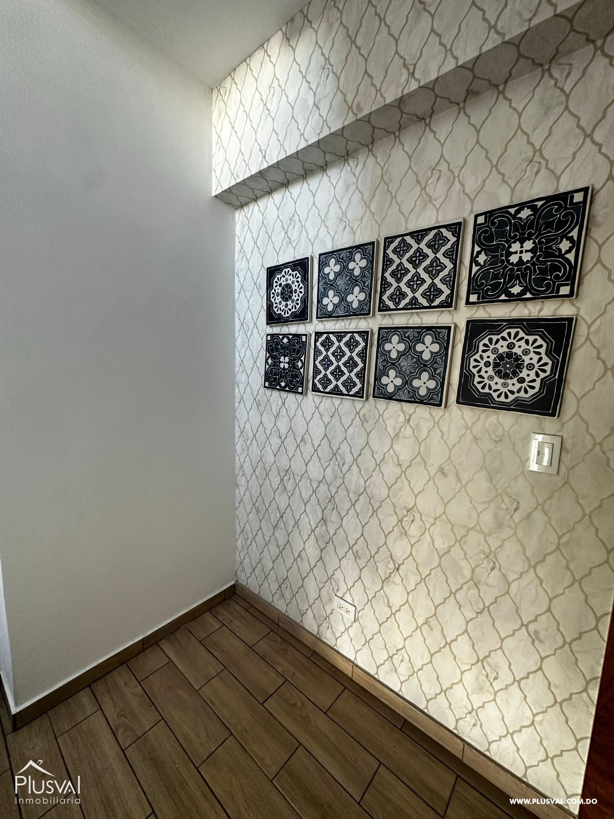 Residencia de lujo en Evaristo Morales. Amplio, privado y estratégicamente ubicado. 319249