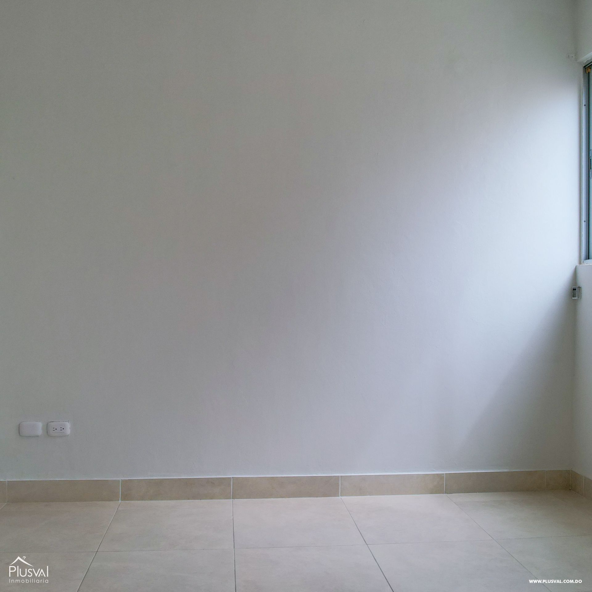 Amplio Apartamento en Venta en Cerros de Gurabo 413876