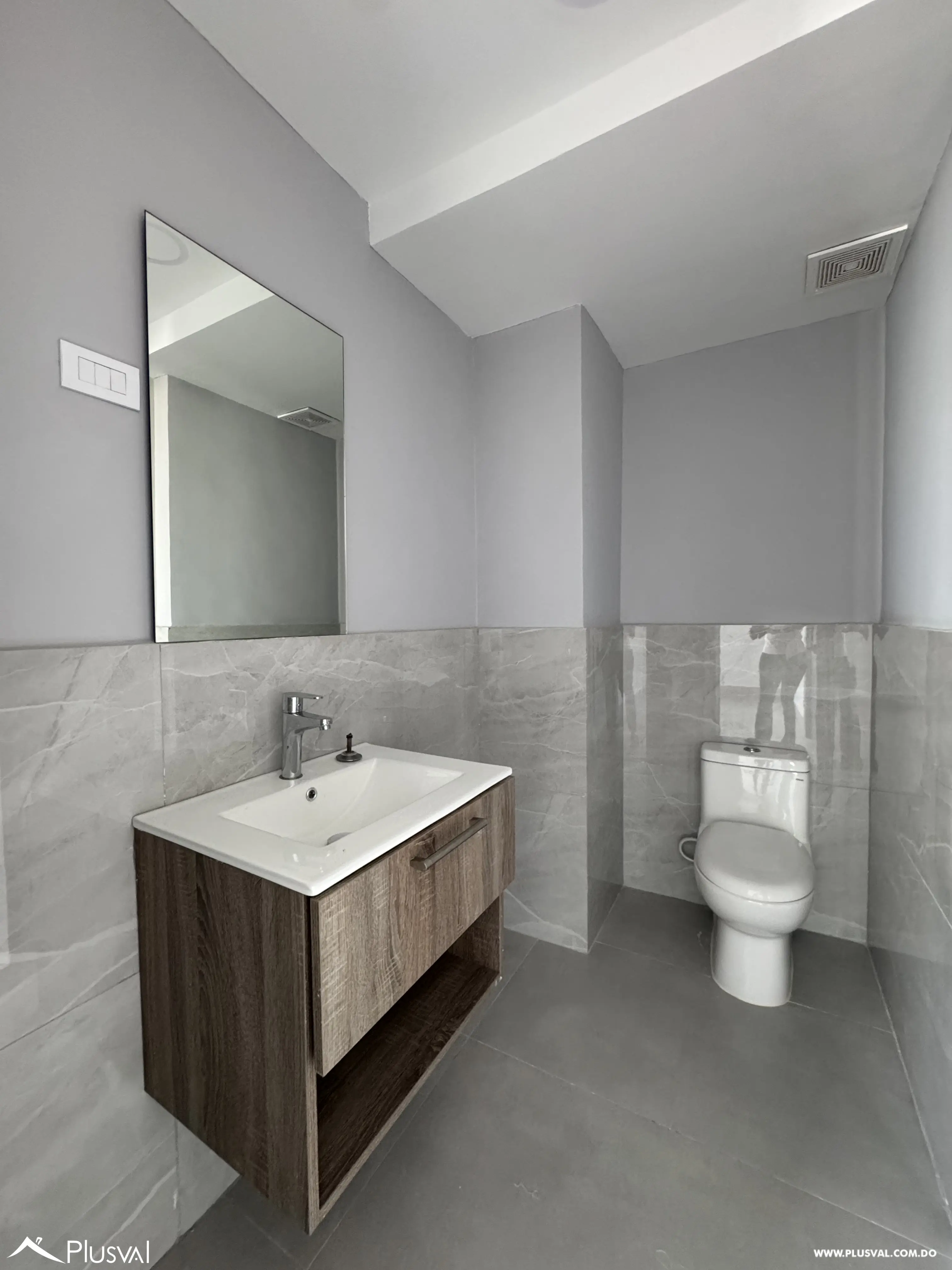 Alquilo Apto en una de las Zonas mas Exclusivas de Evaristo Morales 496420