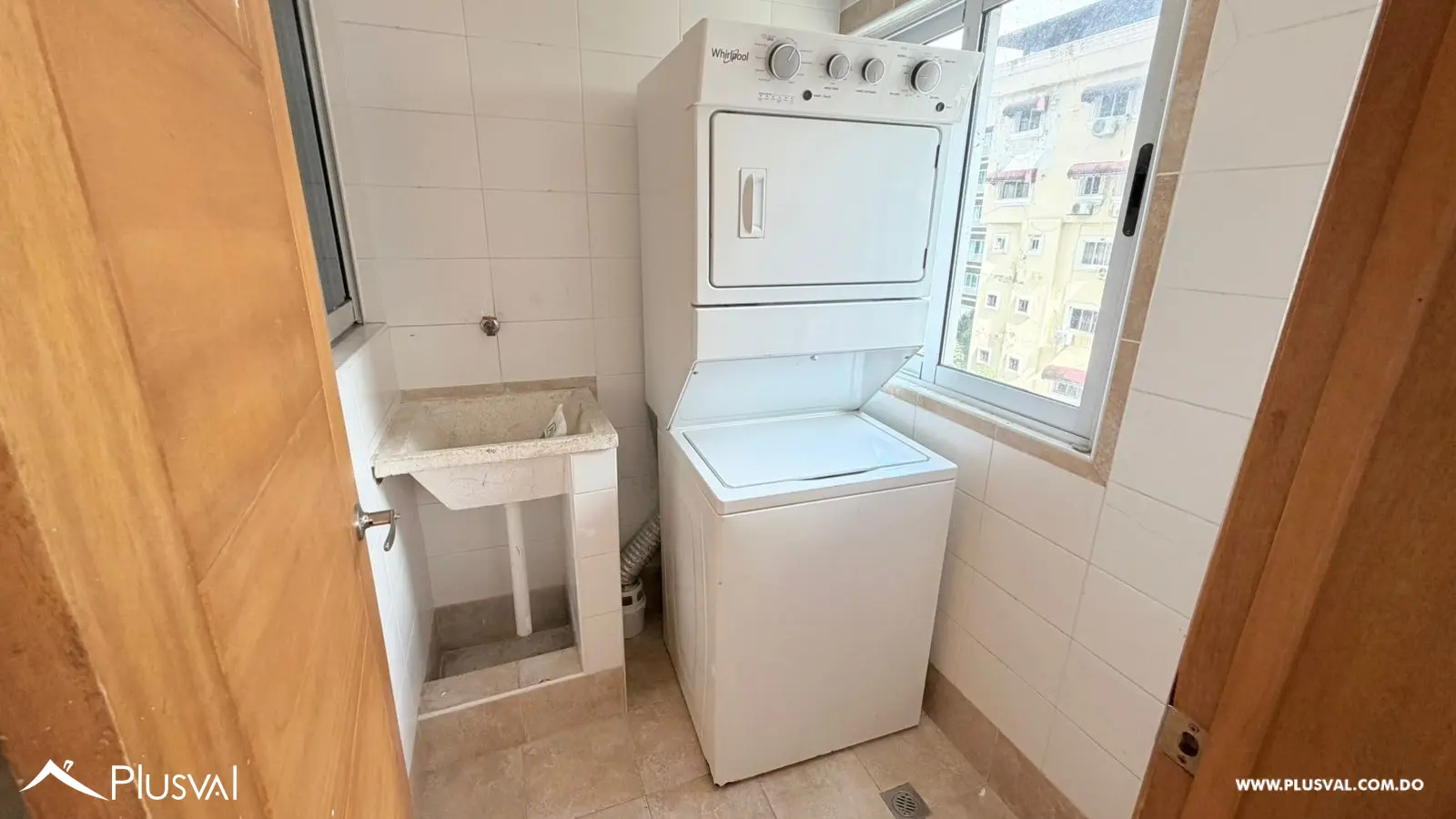 Espacioso apartamento en alquiler en Bella Vista 481884