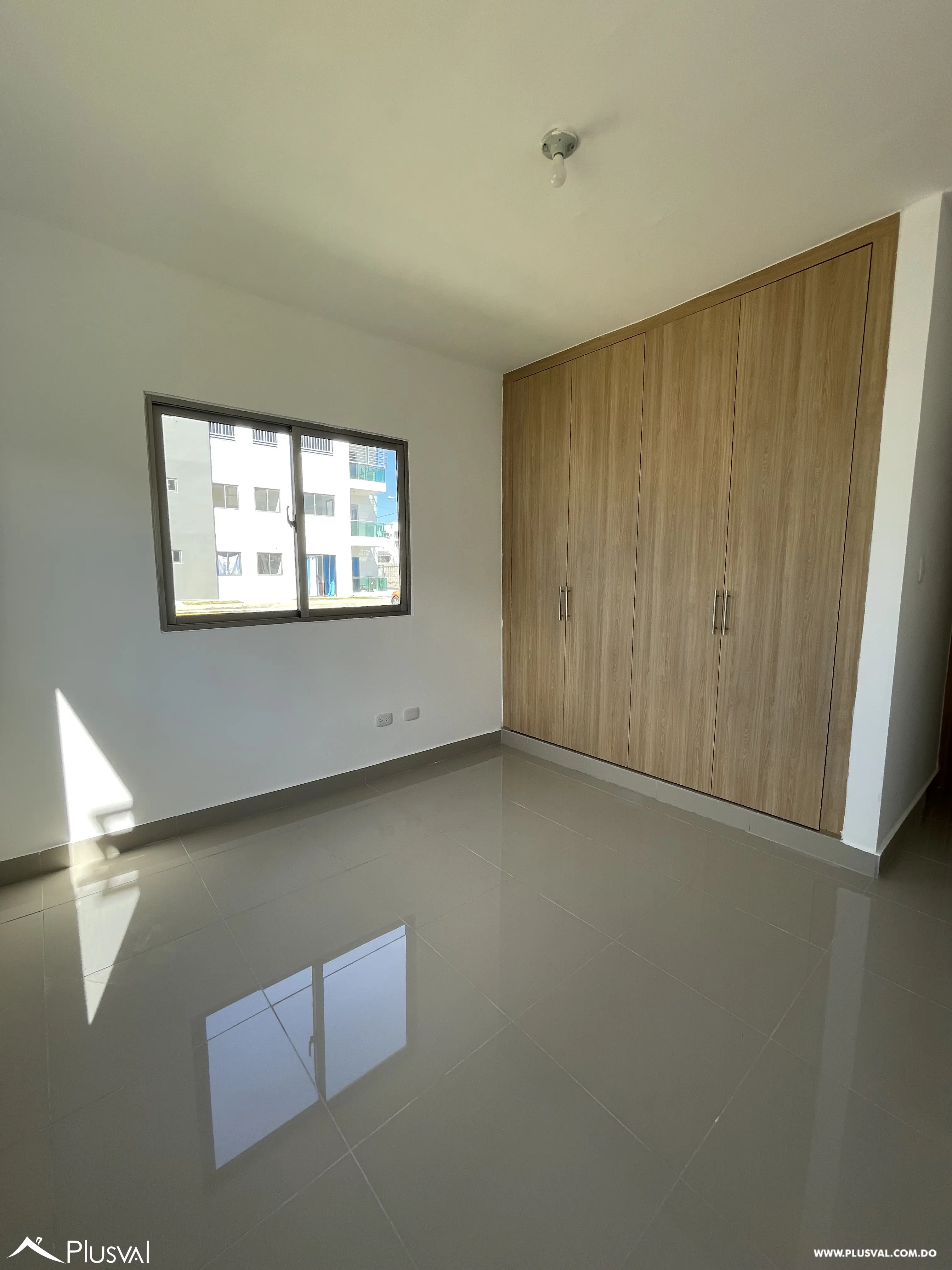 Complejo de  Aptos - Primer Nivel - 3 Habitaciones + Patio 528109