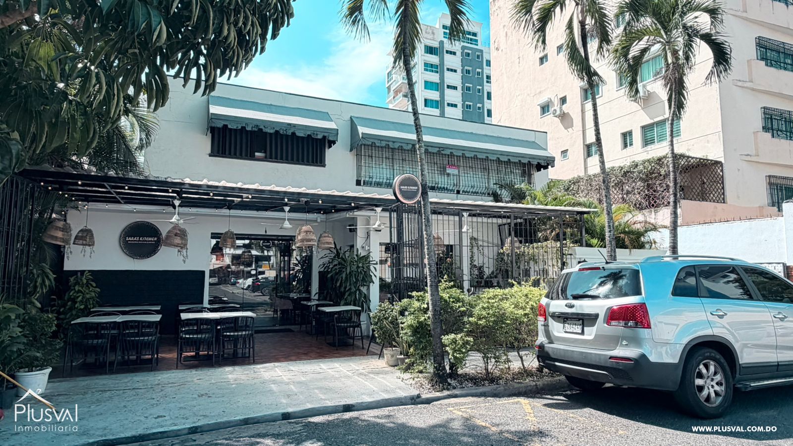 Local Comercial Amplio en Alquiler en Naco con Parqueos y Entrada Independiente 492060